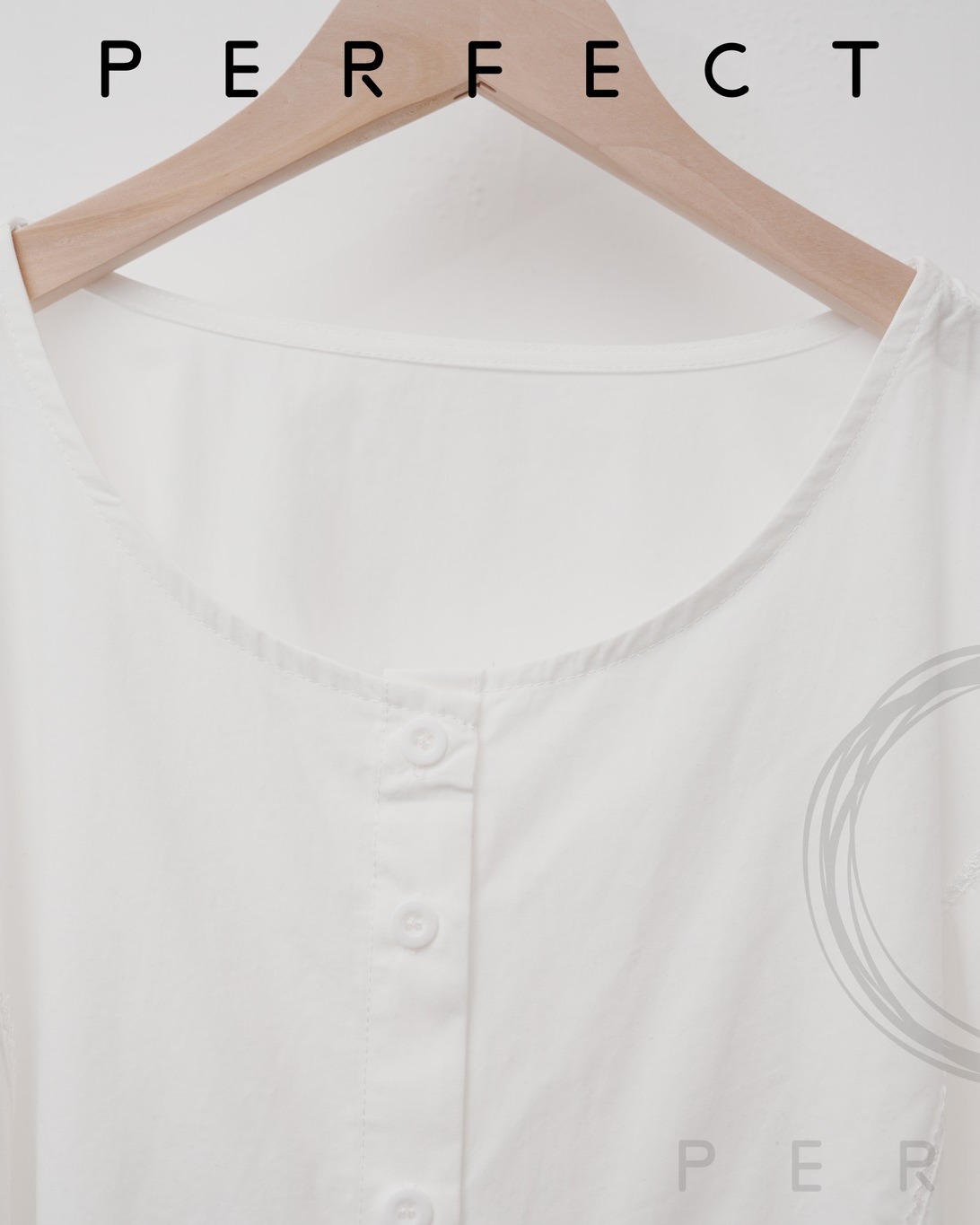 T0003_大圓領修腰蝴蝶綁帶上衣（純潔白）