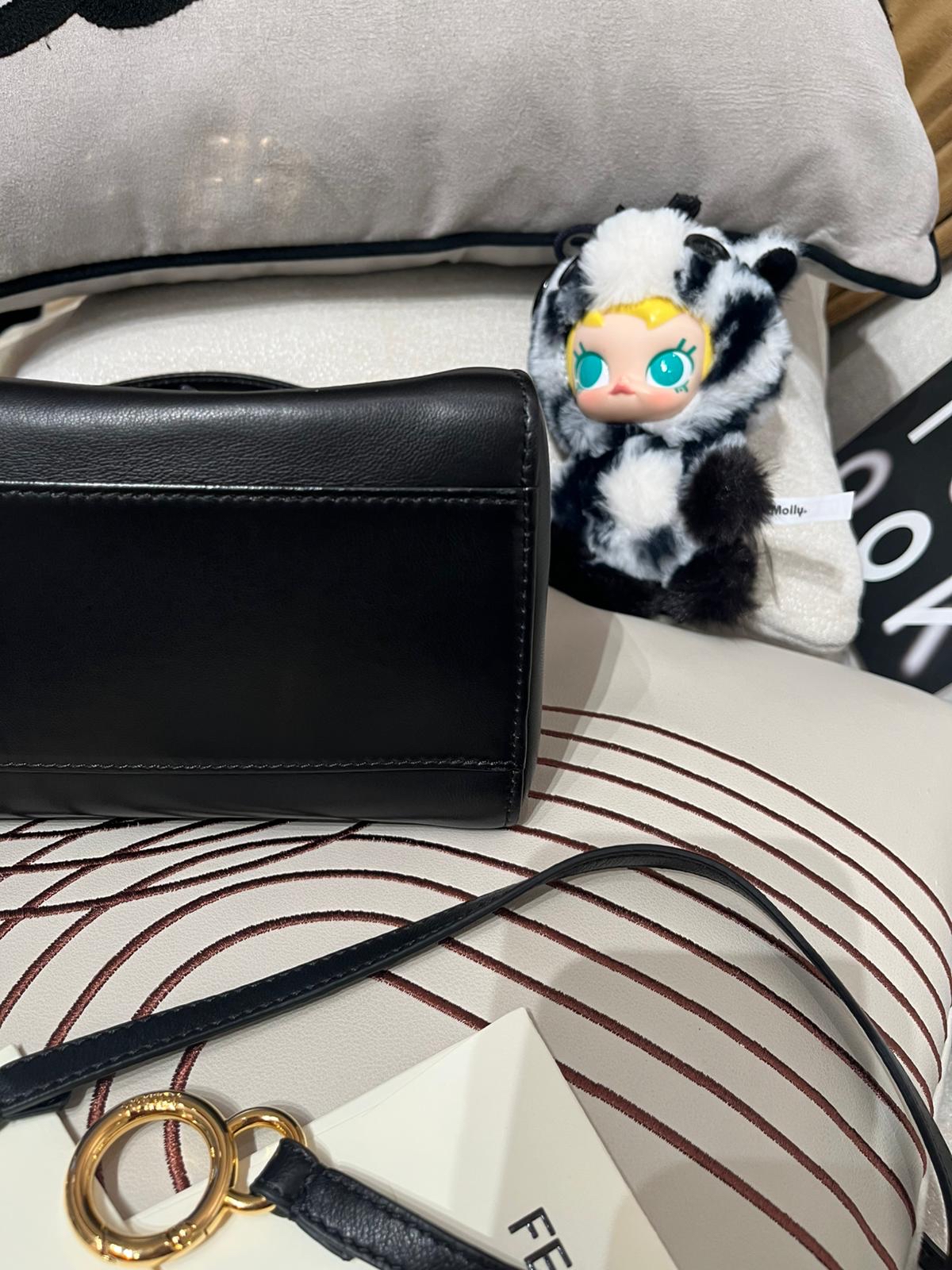 FENDI MINI PEEKABOO BLACK CALFSKIN 2WAY BAG 8BN244 100%Authentic,95%new ✅booklet tap card✅dust bag  