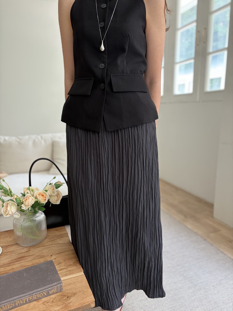 French Muse Vest Dress (Black)