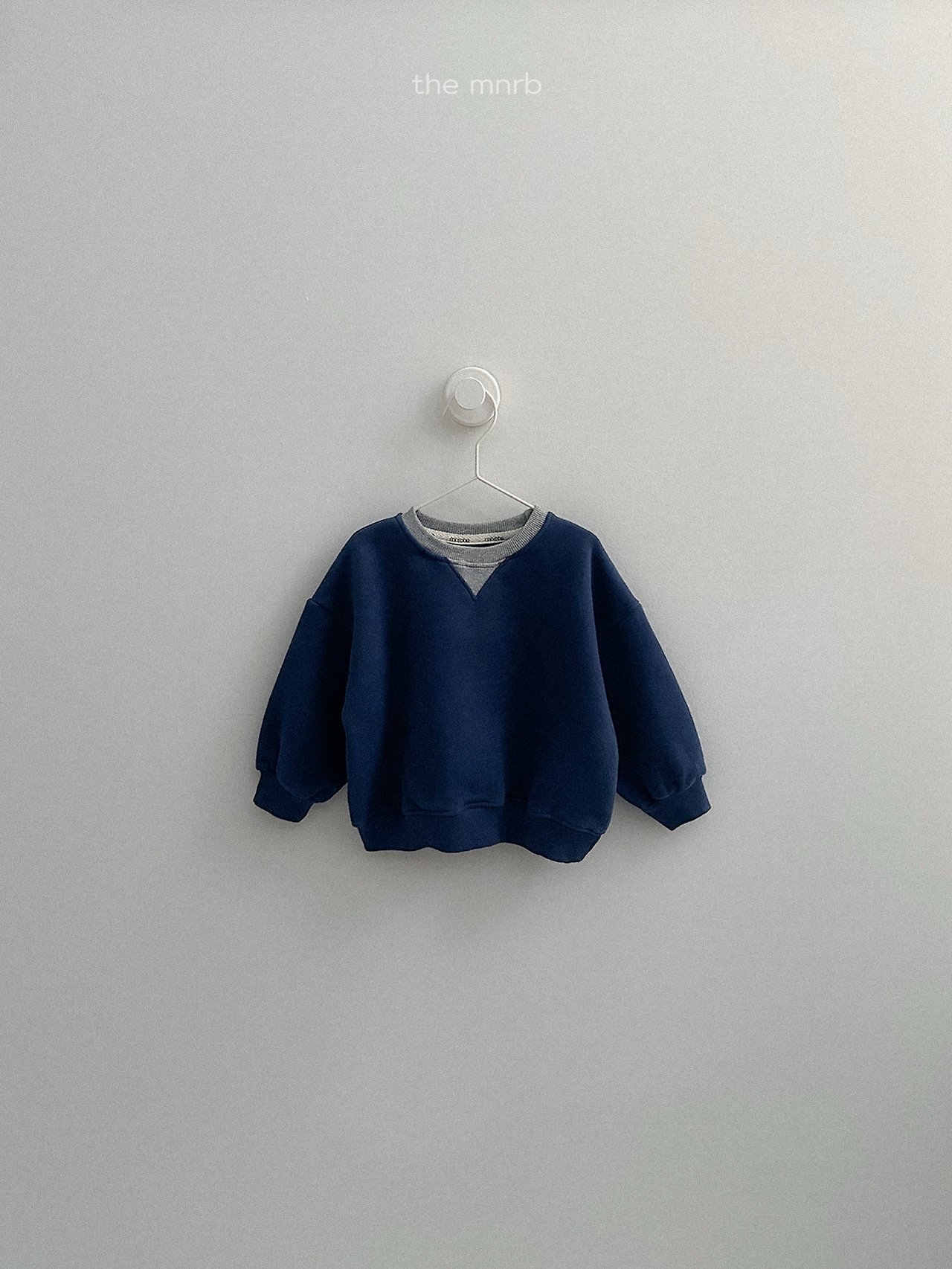 Mnirobe | Two-Tone Sweatshirt