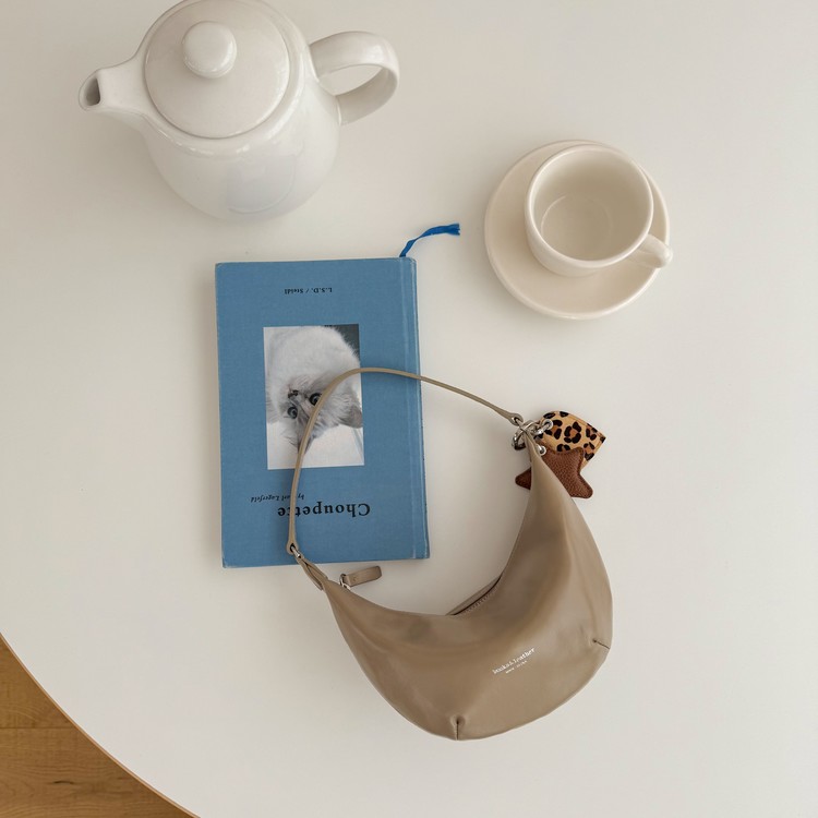 【26SS】預訂_可愛迷你月牙包 My Mini by Bucks & Leather