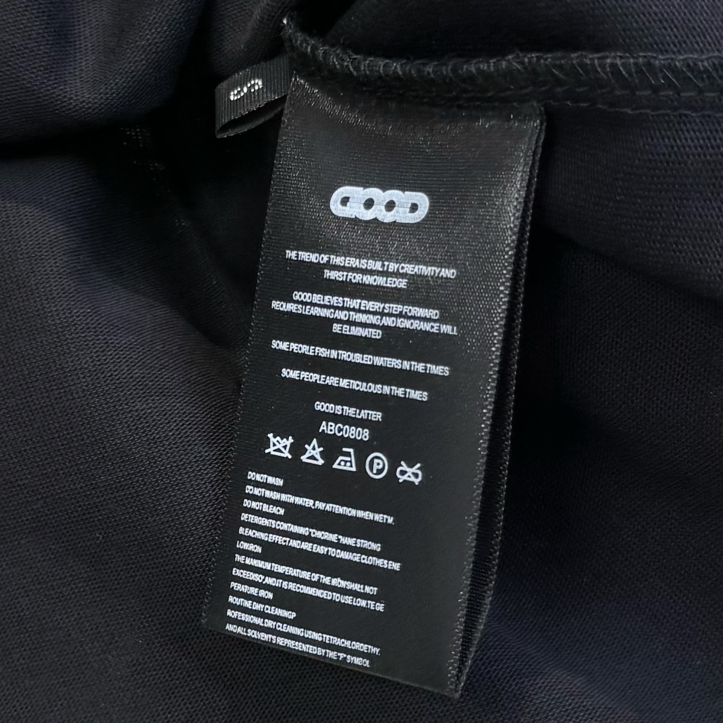 GOODBRAND Rainbow Candy Beads Logo Tee