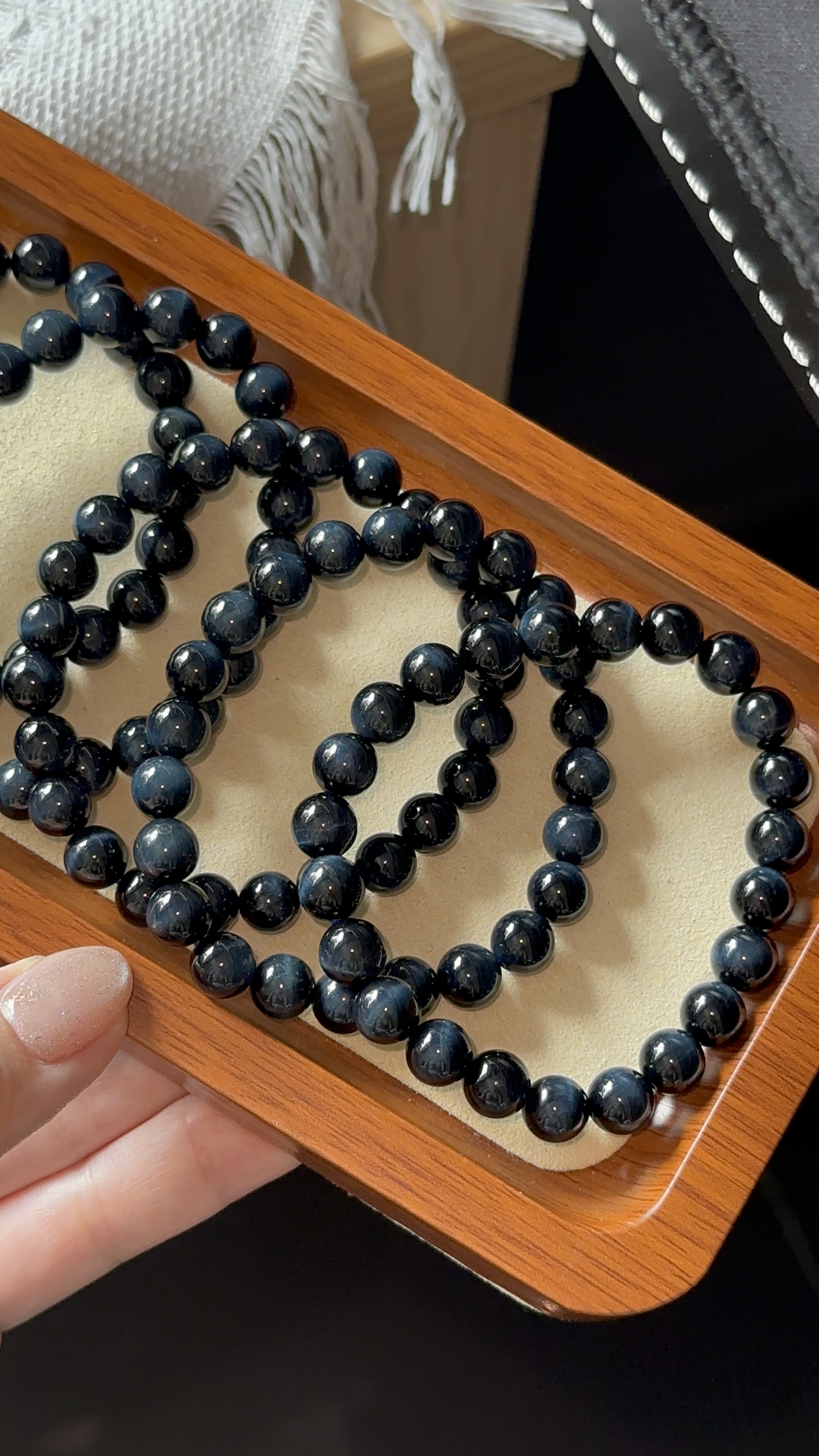 蓝虎眼 ｜ Blue Tiger Eyes 