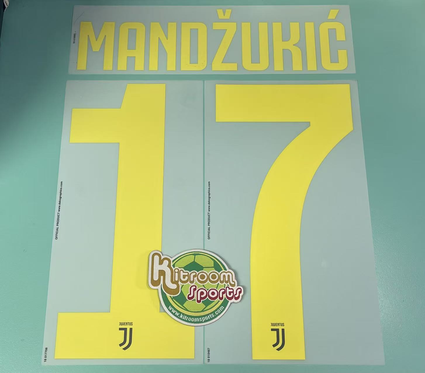 2018-19 Juventus 3RD Nameset #17 MANDZUKIC