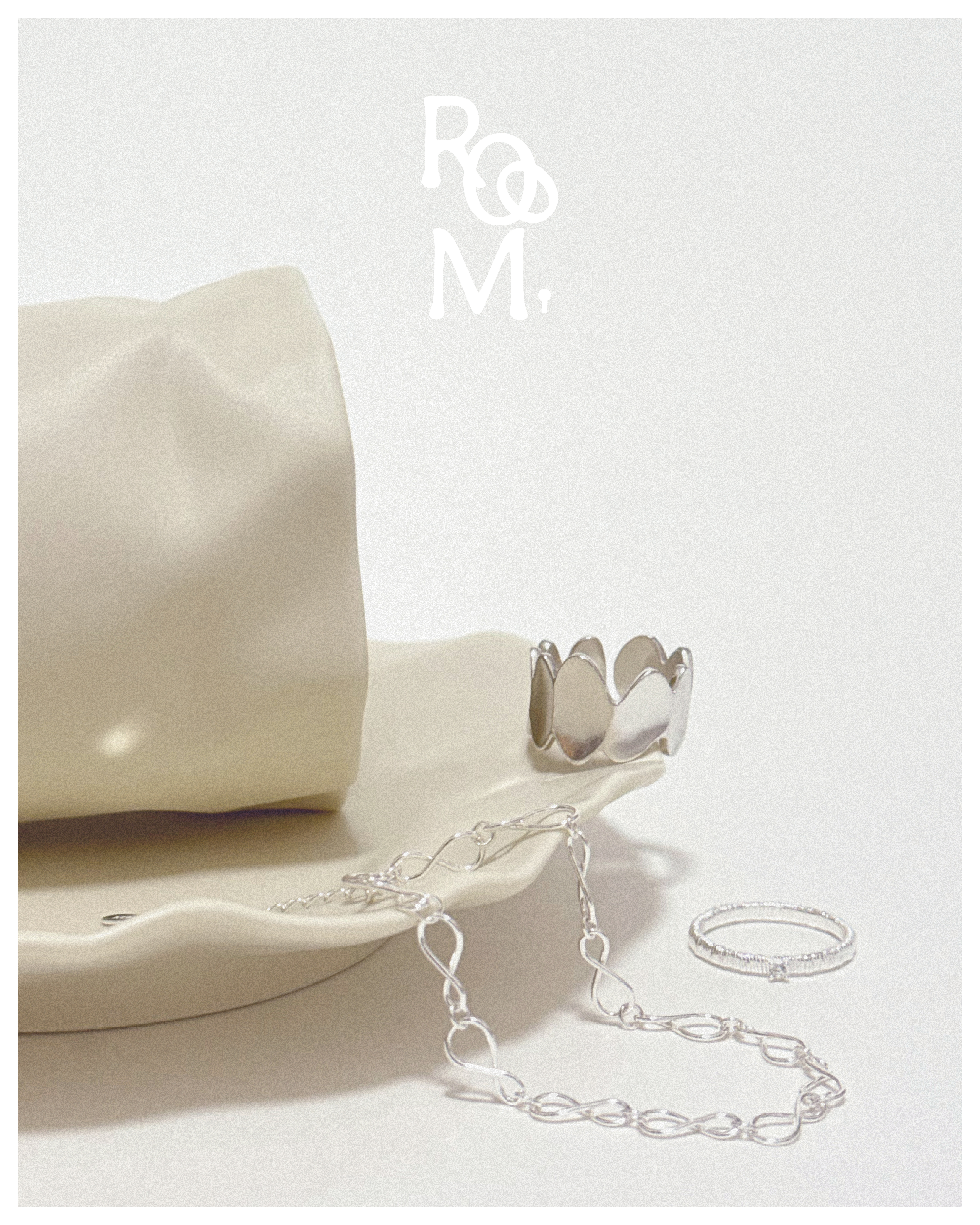 Airy Infinity Refined Bracelet