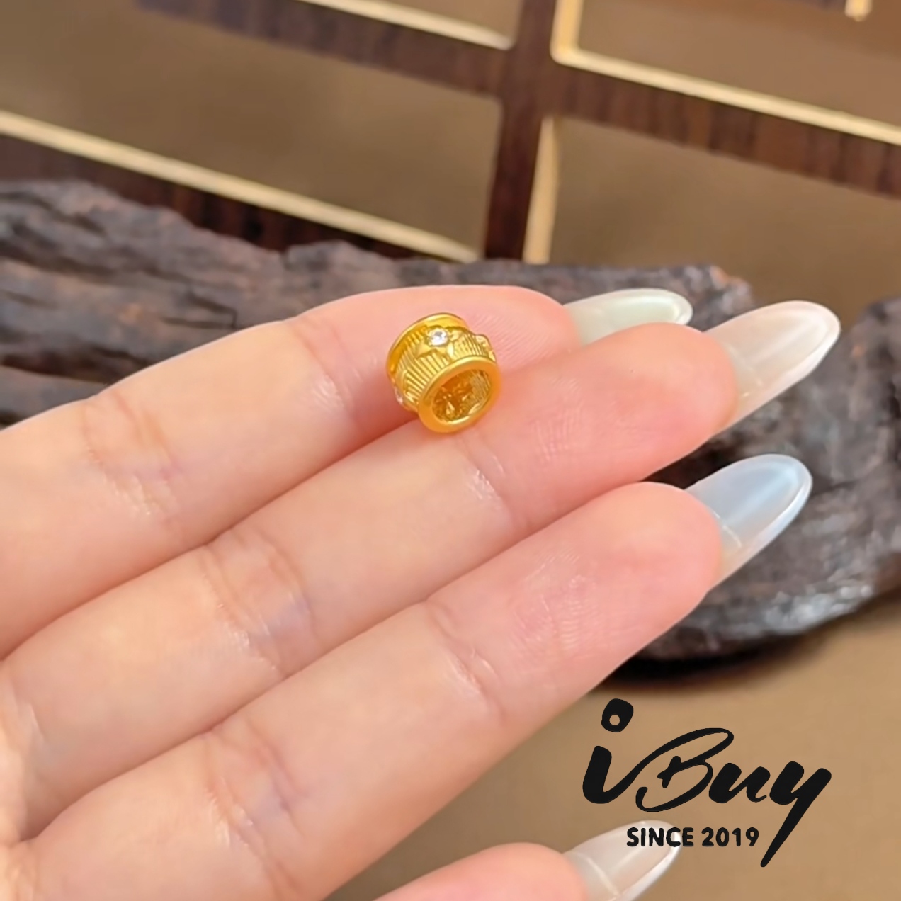 999 FOUR LEAF CLOVER PAVED BEAD 999 金 镶嵌四叶路路通串咀