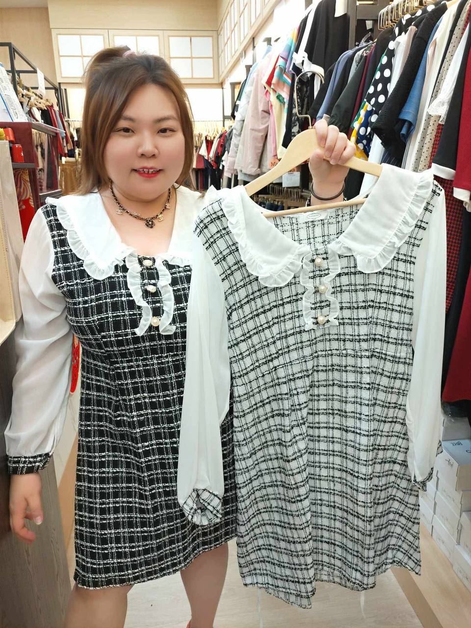 BE#06 长袖娃娃雪纺领小香风连衣裙