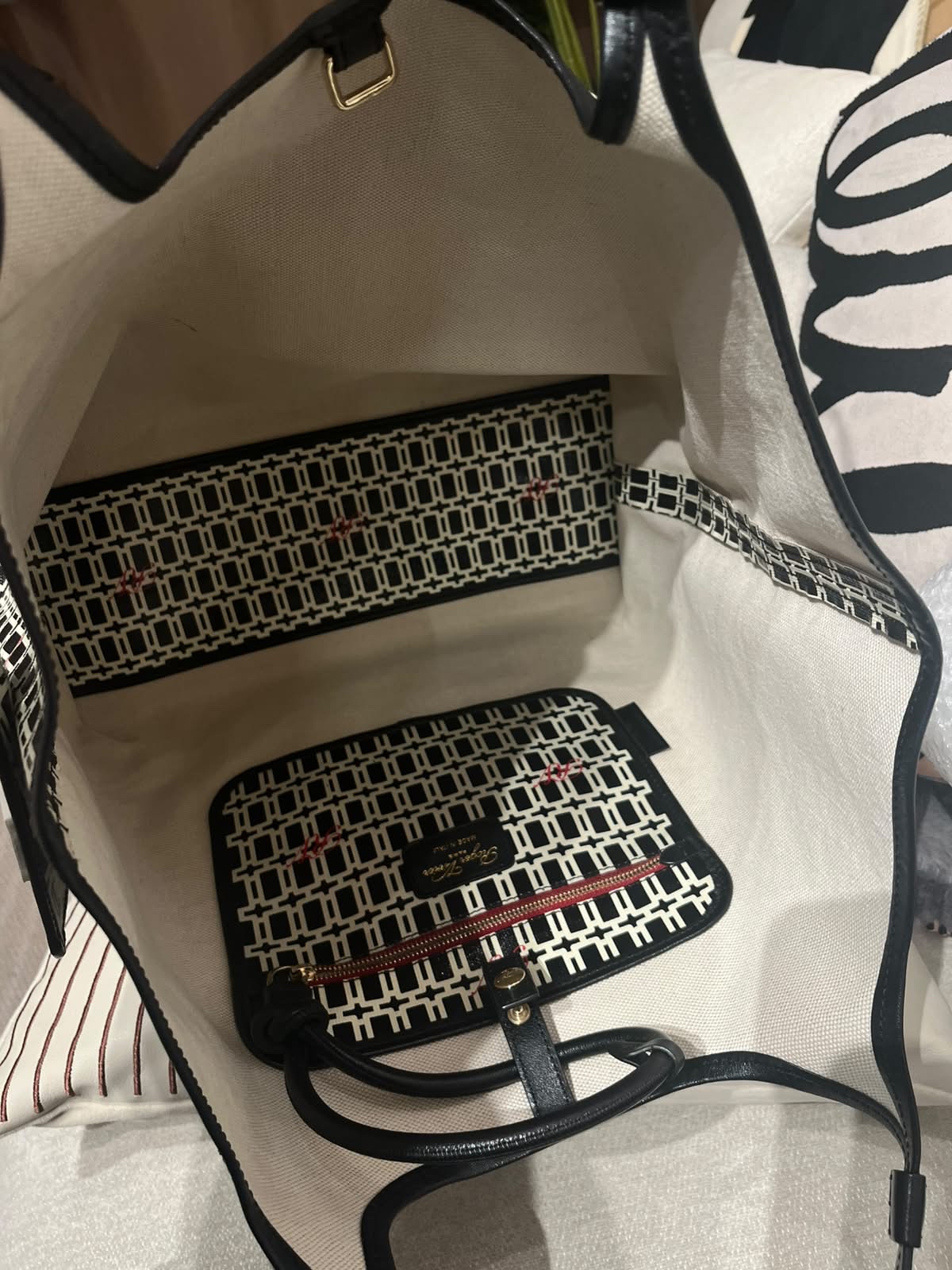Roger Vivier Grand Vivier Shopping Tote Bag 100%Authentic, 98%New
