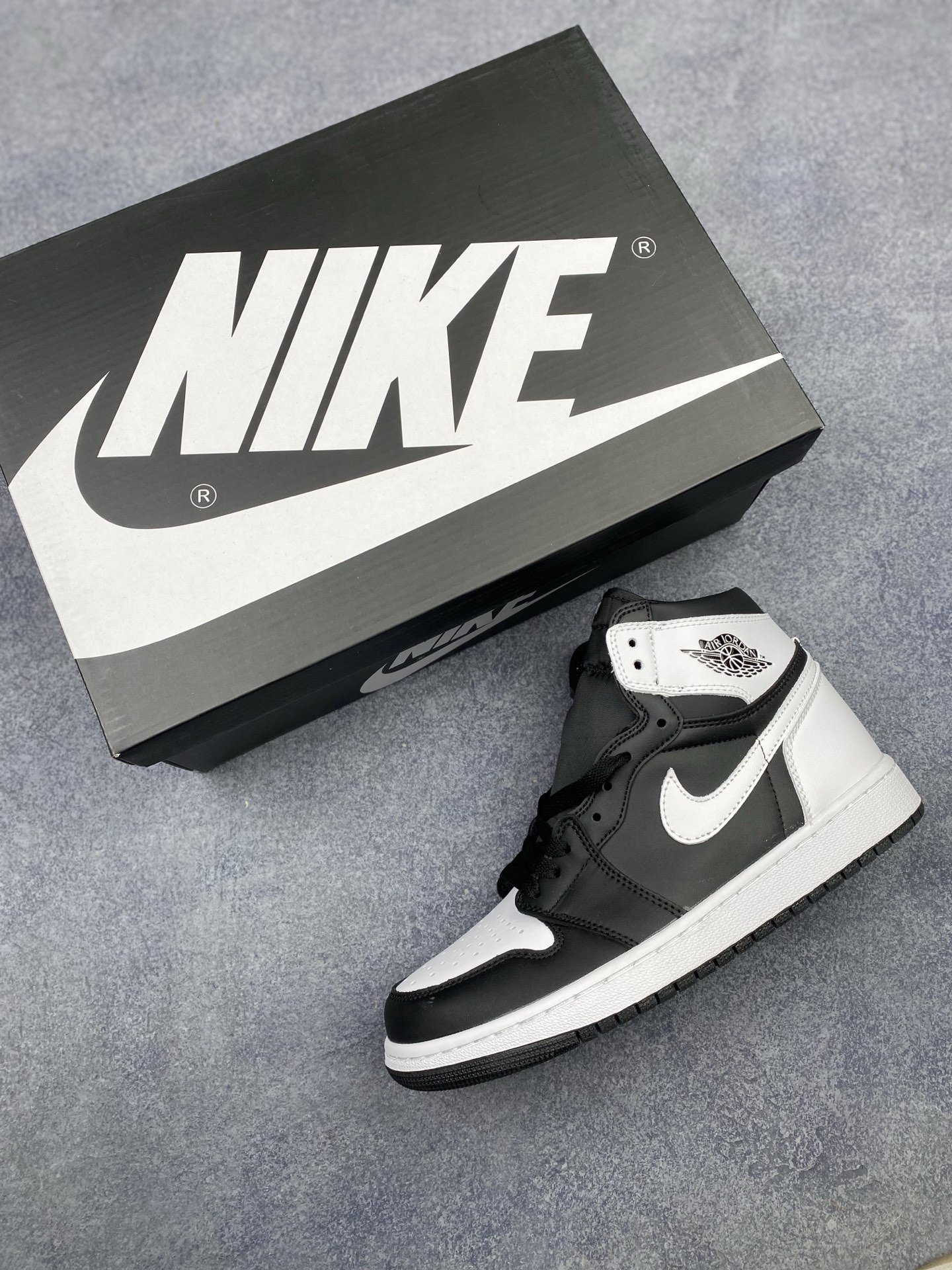 Nike Air Jordan 1 Retro High OG