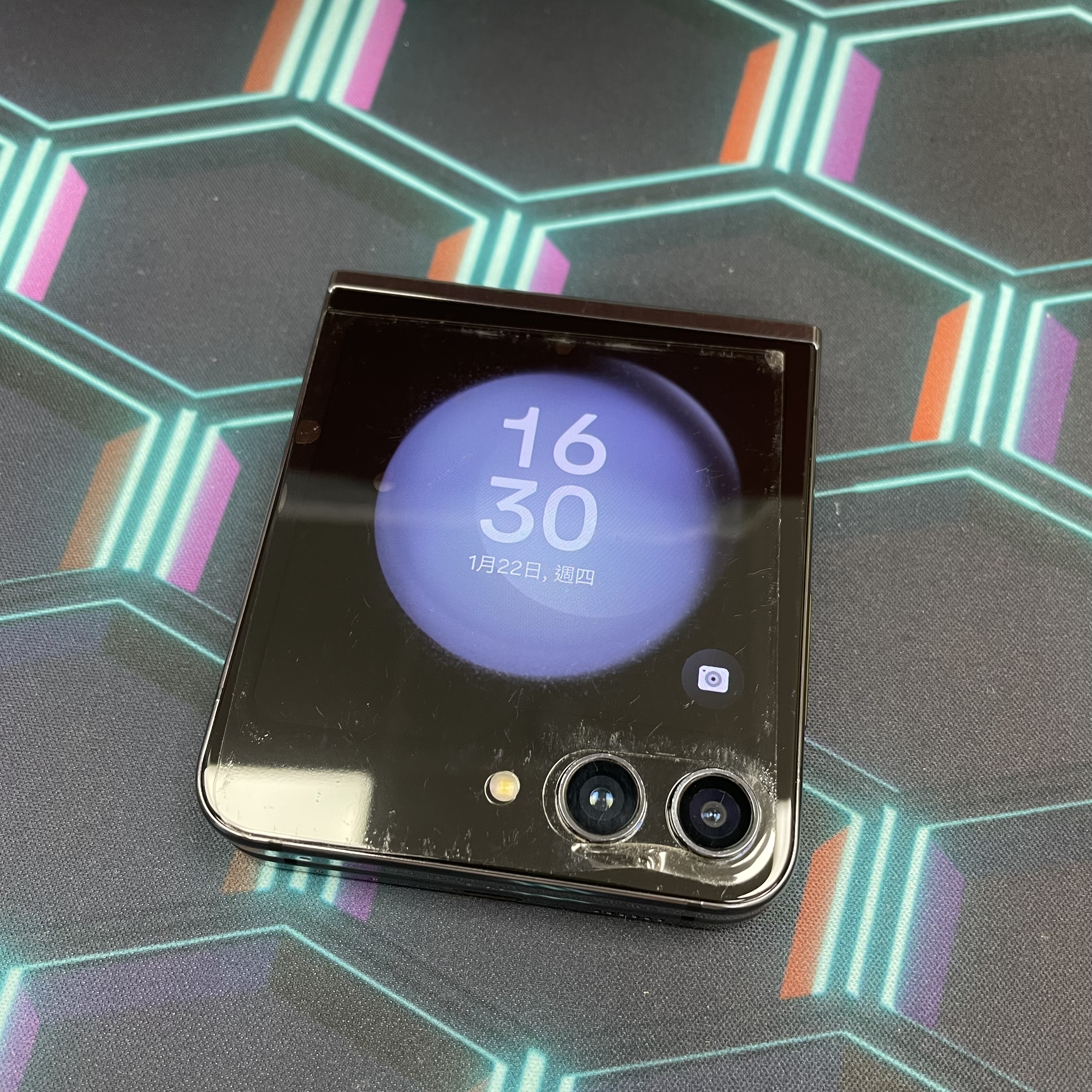 *5763 Galaxy Z Flip 5 完美機 8+512GB 黑色 black