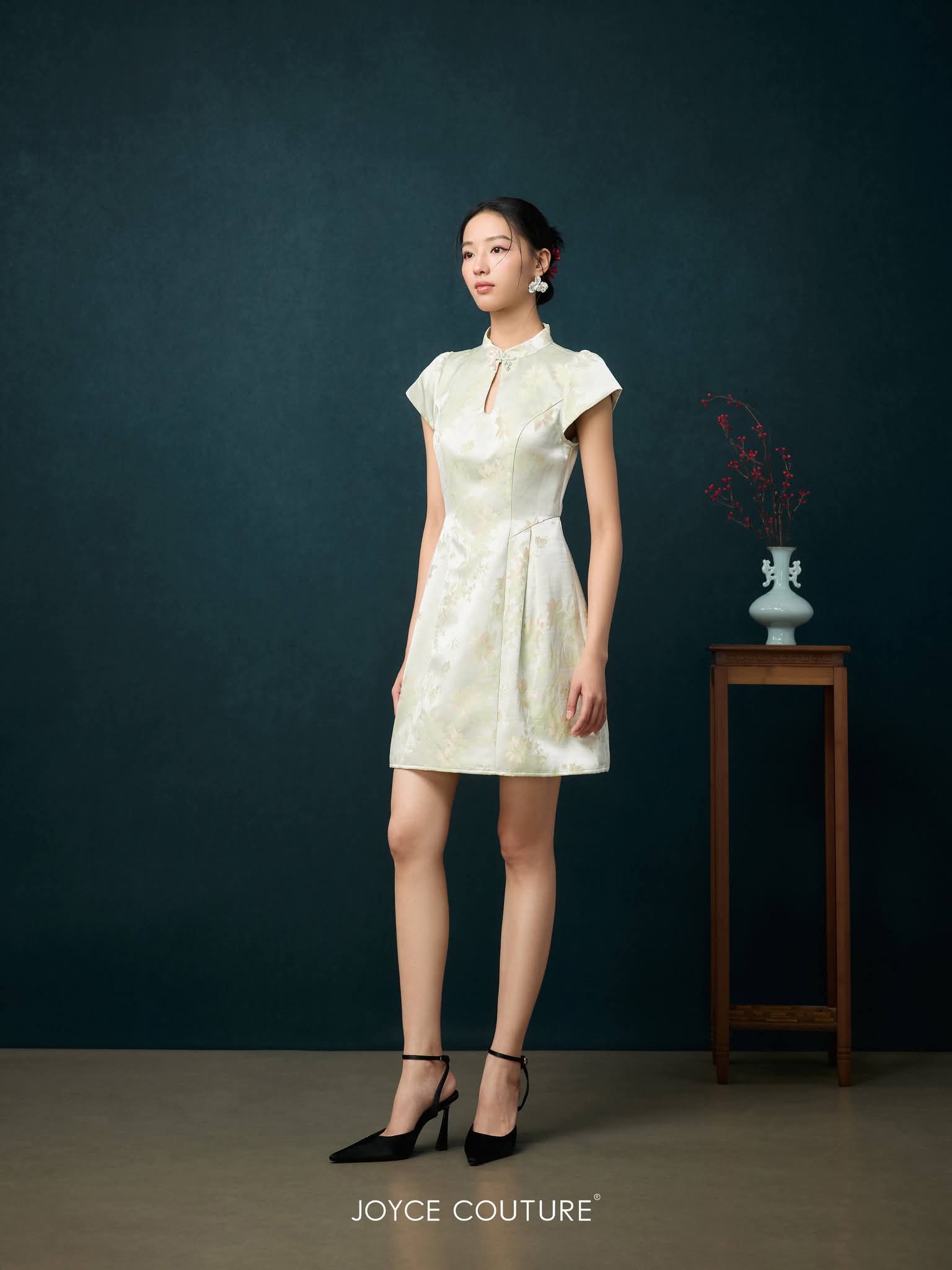 露背自带胸垫旗袍连身裙 D0364