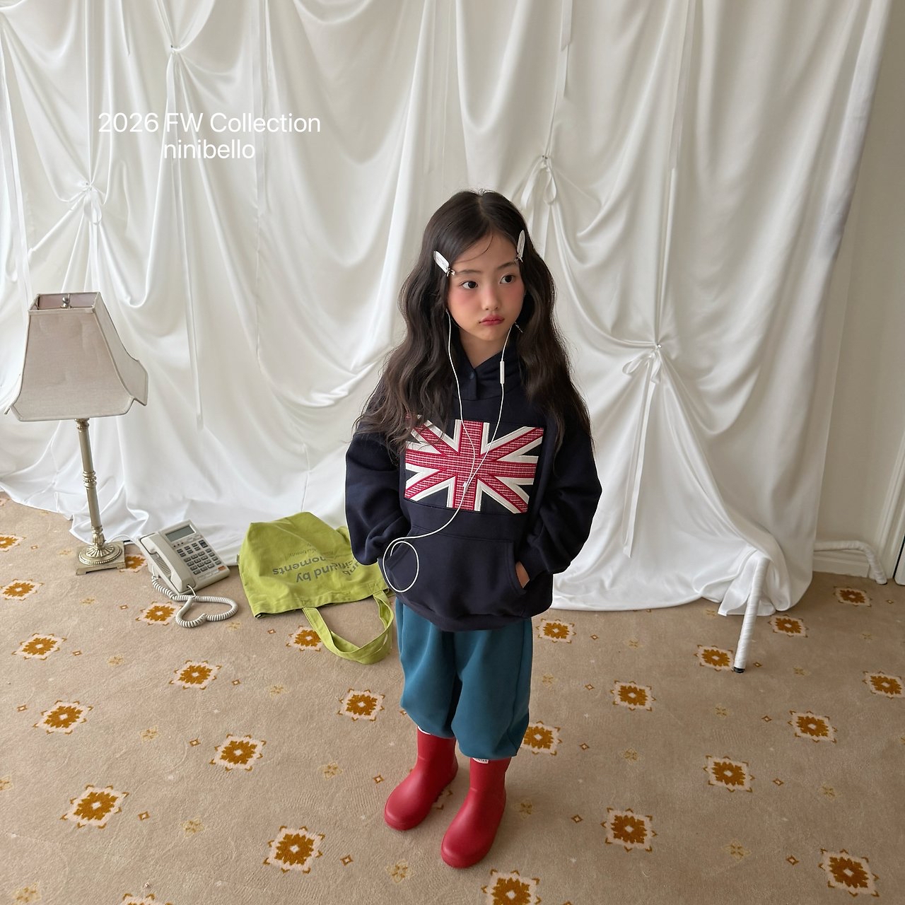 Ninibello | London Patch Hoodie 