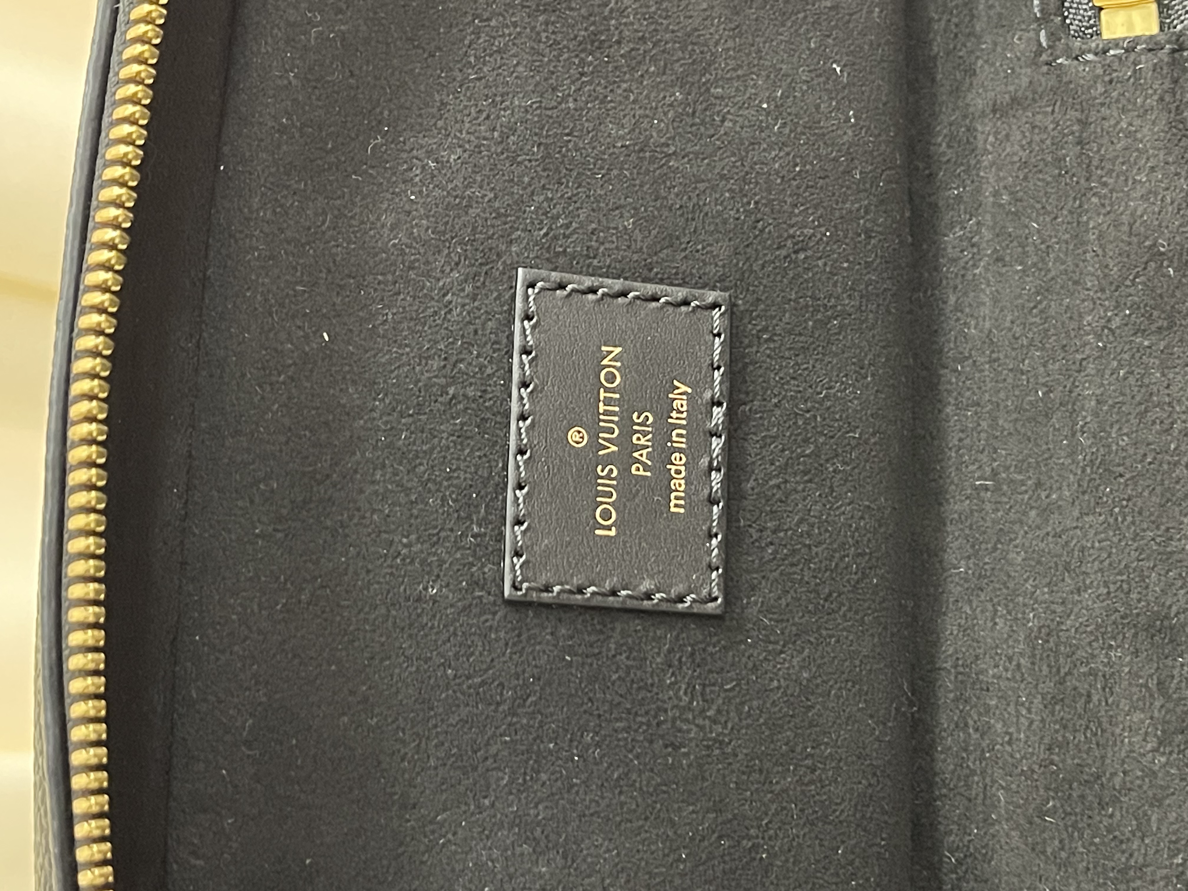 Pre-owned Louis Vuitton Monogram Empreinte Vanity Caae/ Product Code: 26053004