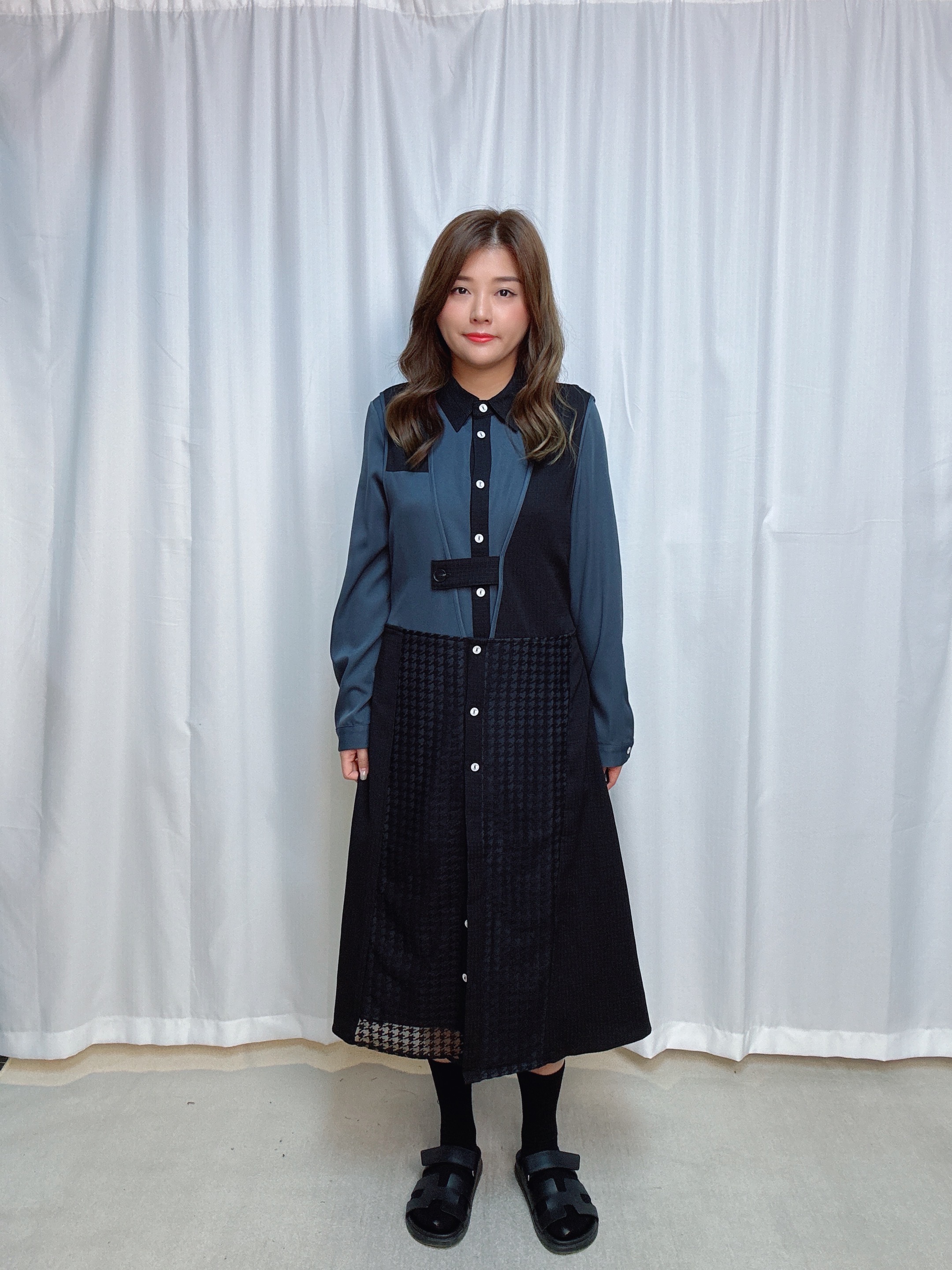 103483 BS444 自家系列 千鳥格網拼提花格紋梳織背心外套 +提花格紋梳織撞色長身恤衫裙套裝