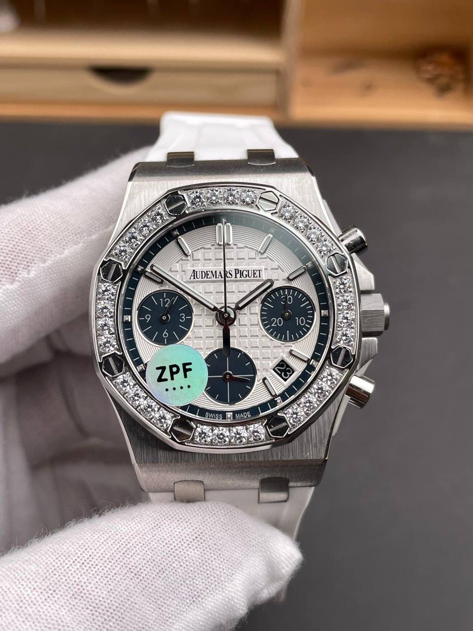 🚀皇家橡树26231 蓝眼白盘/37mm/7750机💯