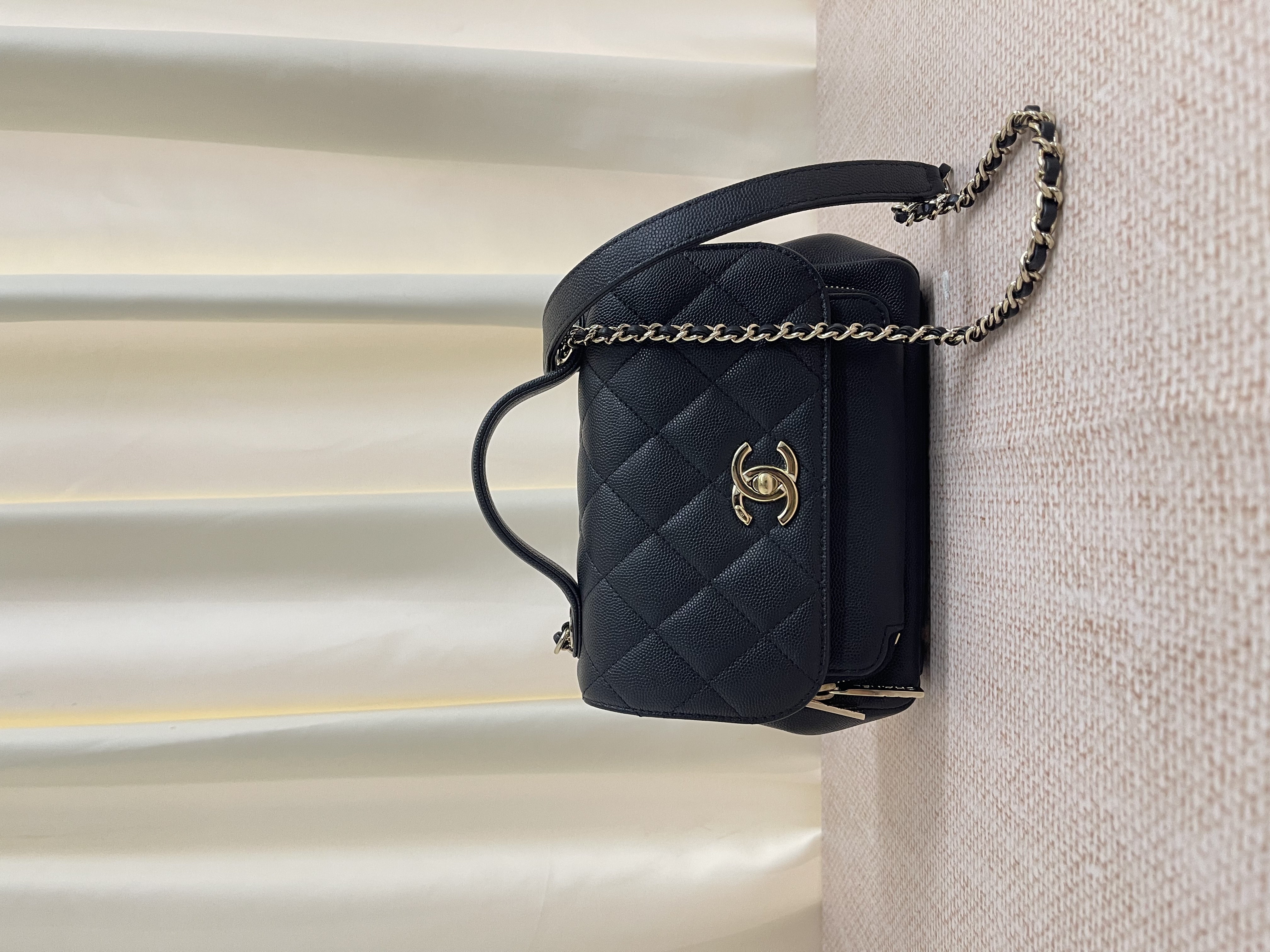 Pre-owned Chanel Business Affinity Bag/ Product Code: 26051701