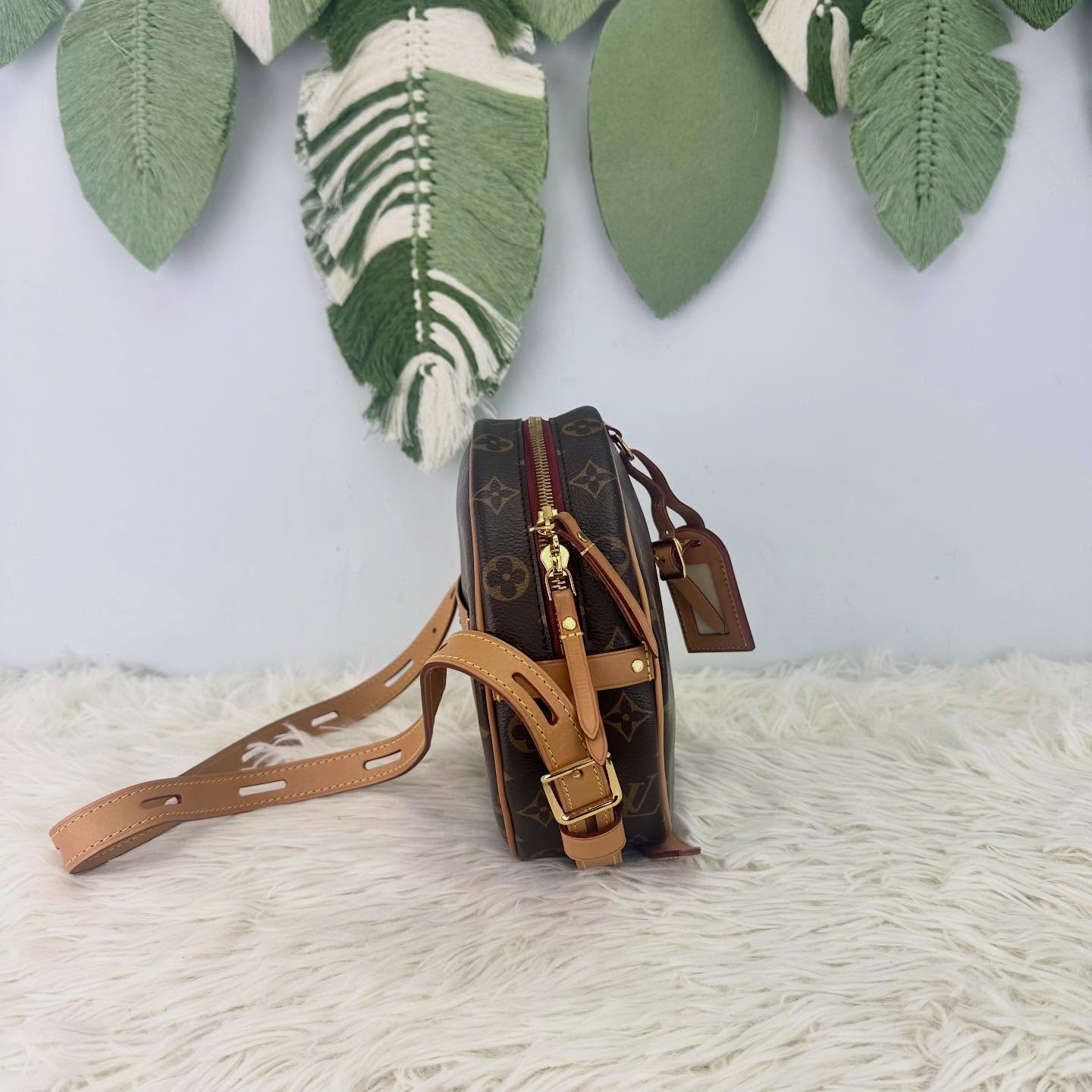 LV 🤍PRE OWNED Boite Chapeau Souple MM Size 晶片款🤎