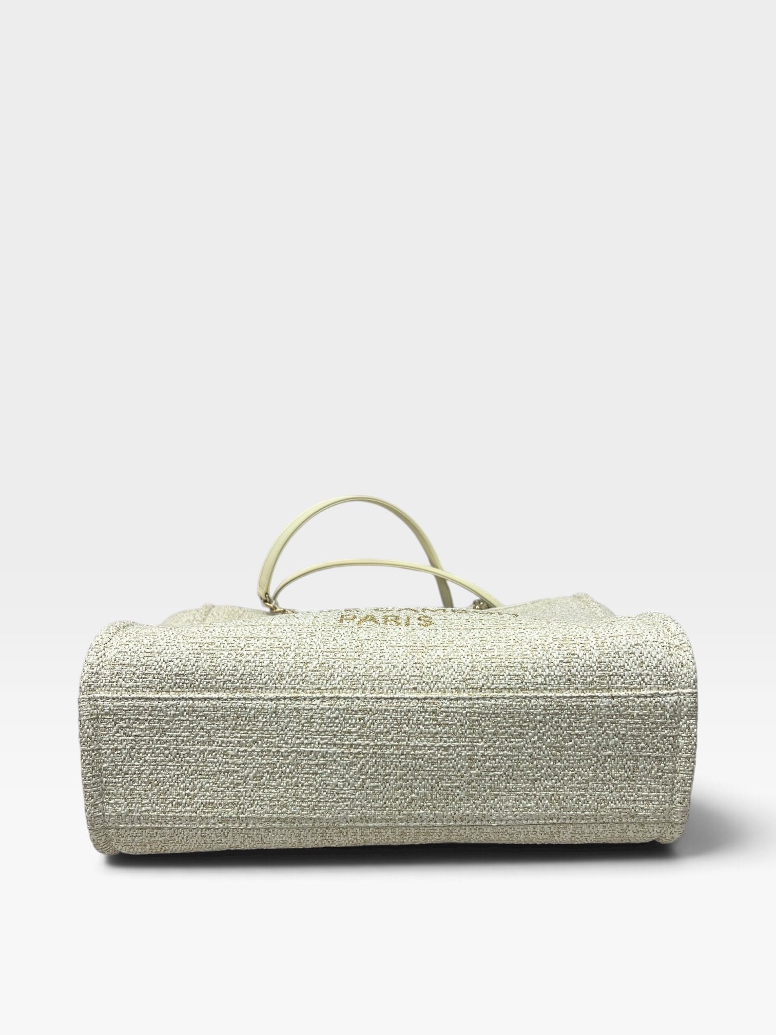 Pre-Owned CHANEL Deauville/ Product Code: 102922
