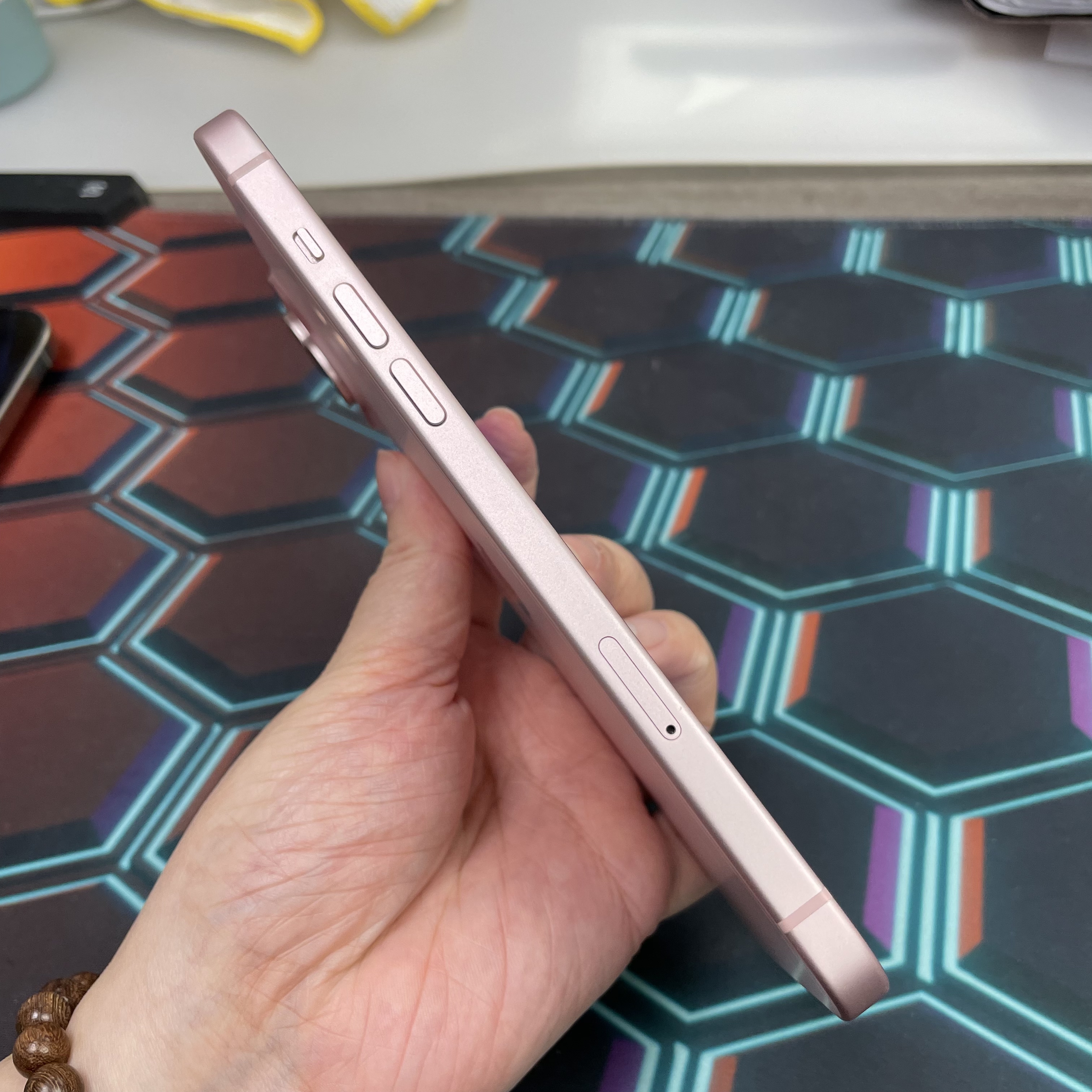 *8267 15 plus 勁靚機 256GB 電82 粉色 pink