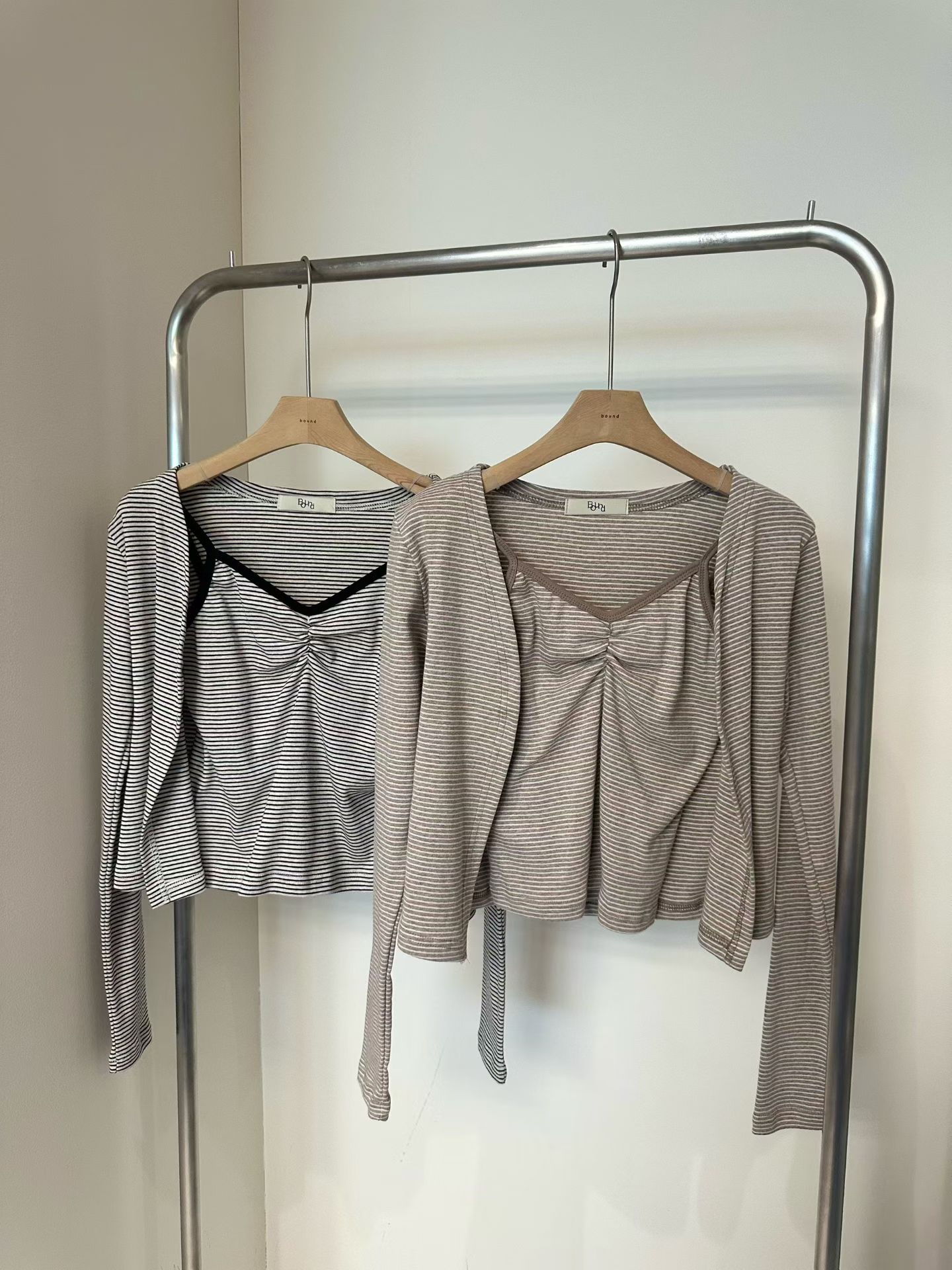 韓國間條粗邊兩件套（背心加外套）