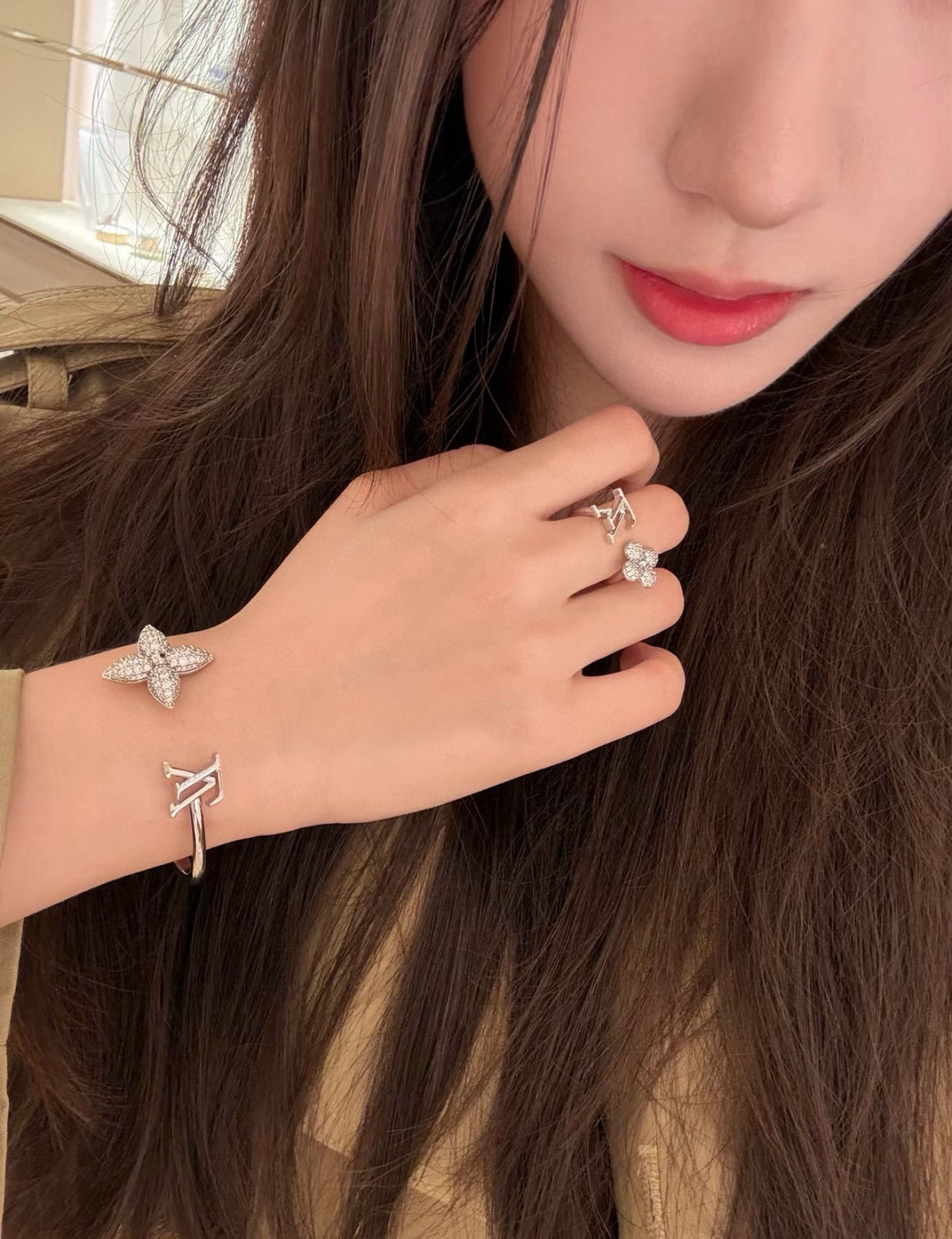 【原單】LV Louisette 簽名款水鑽戒指/手鍊 連禮盒