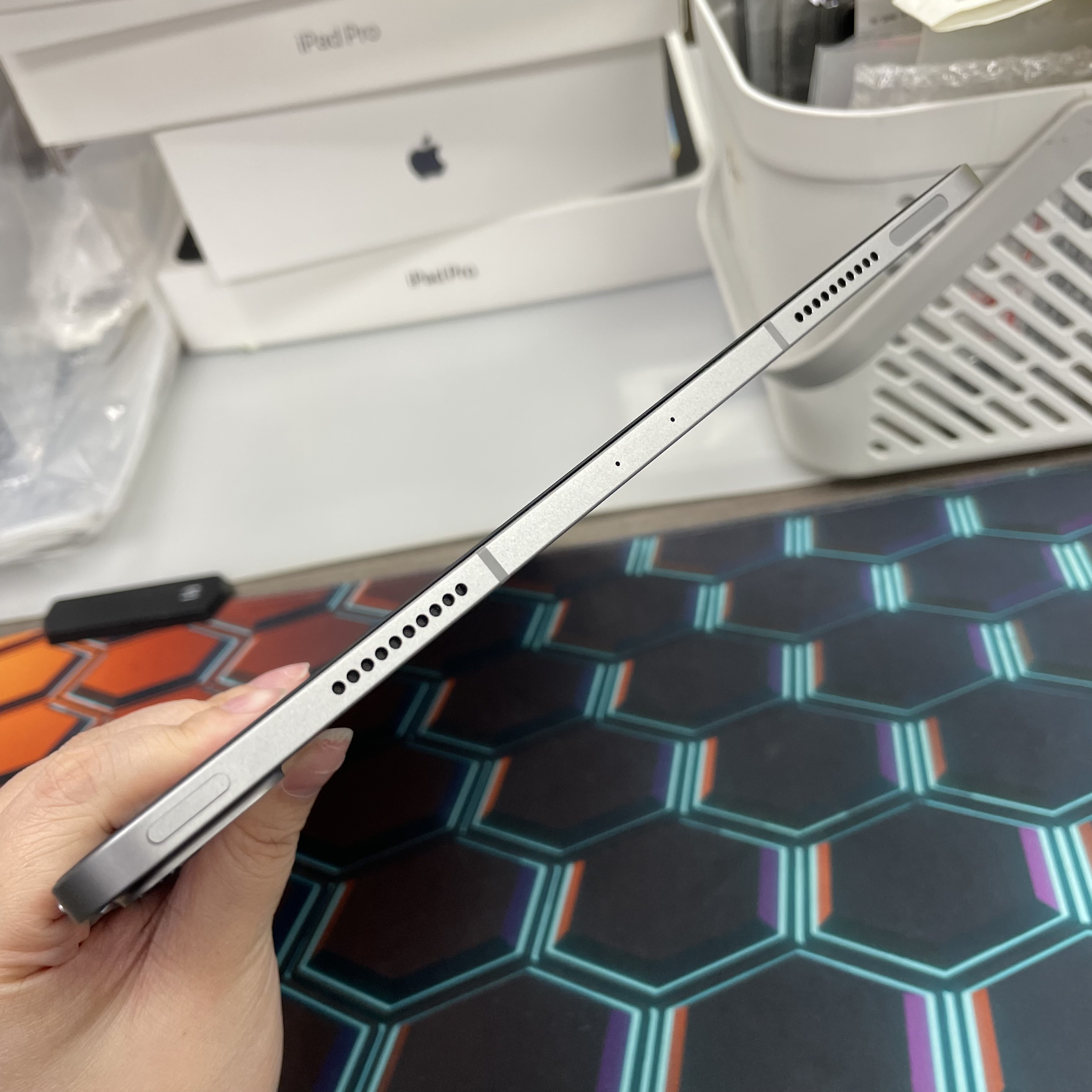 *773983CA iPad Pro 6 12.9吋 M2 靚機 256GB 插卡版 灰色 gray