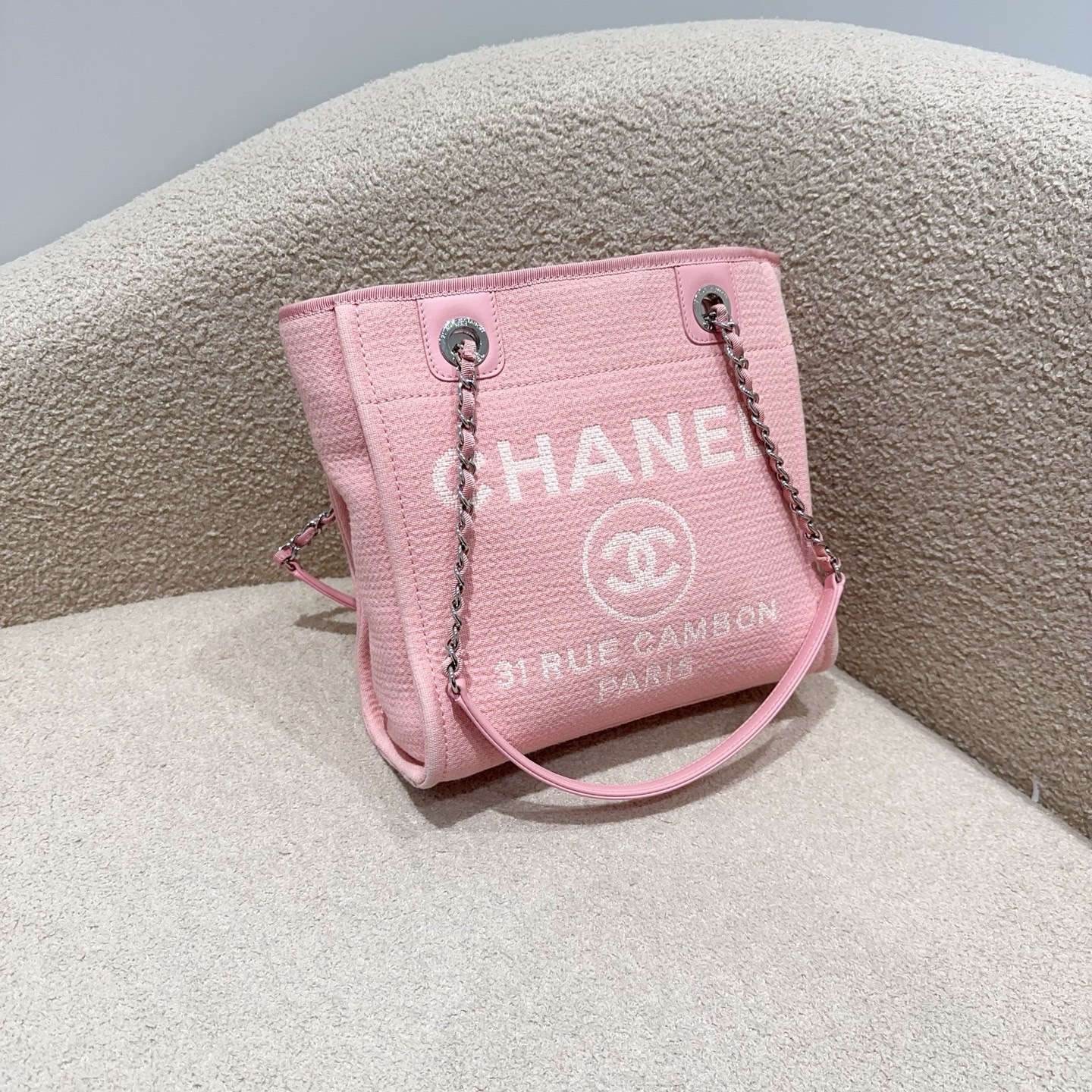 pre owned chanel tote bag