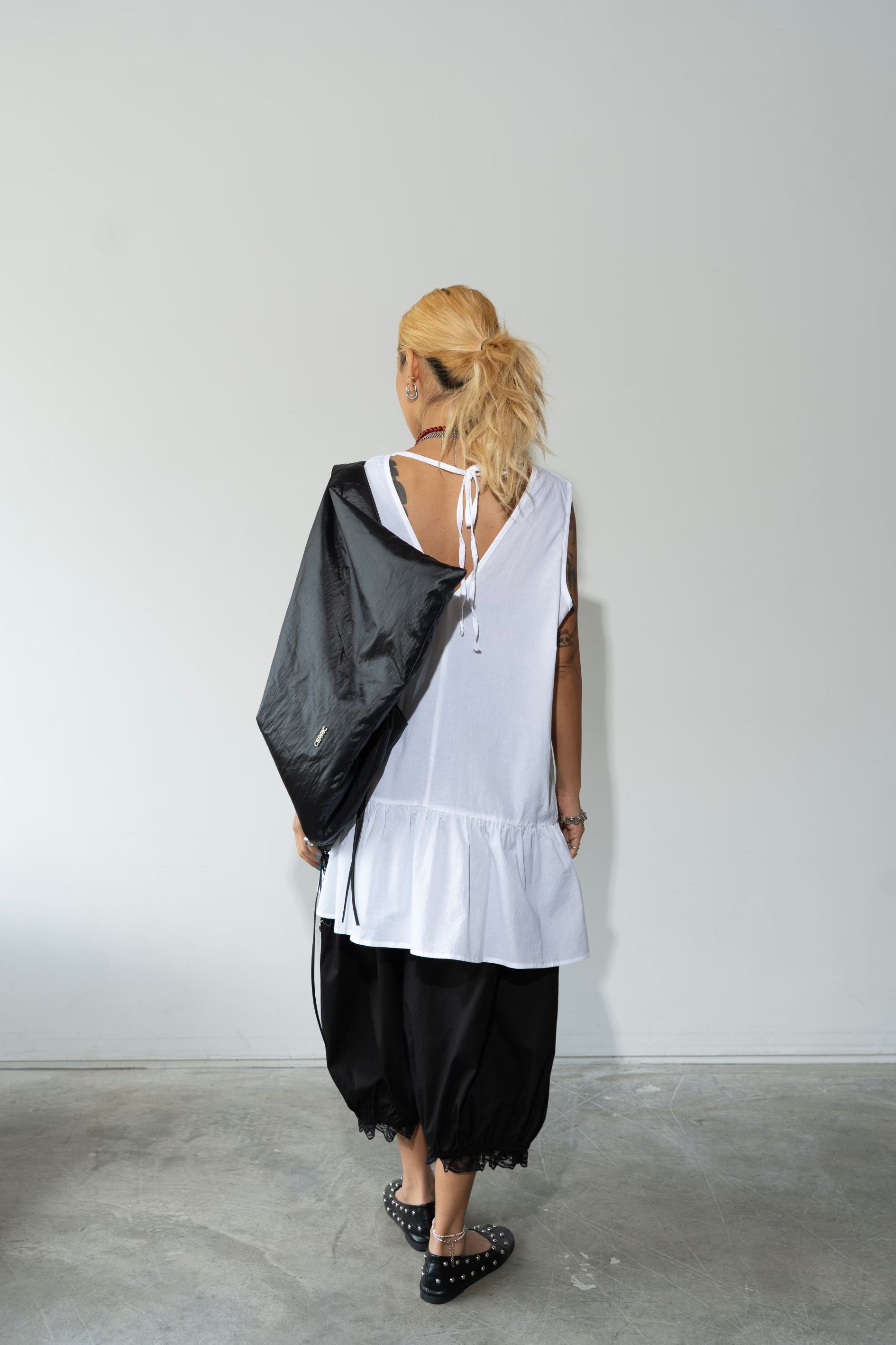 東大門女裝| OPS (White)