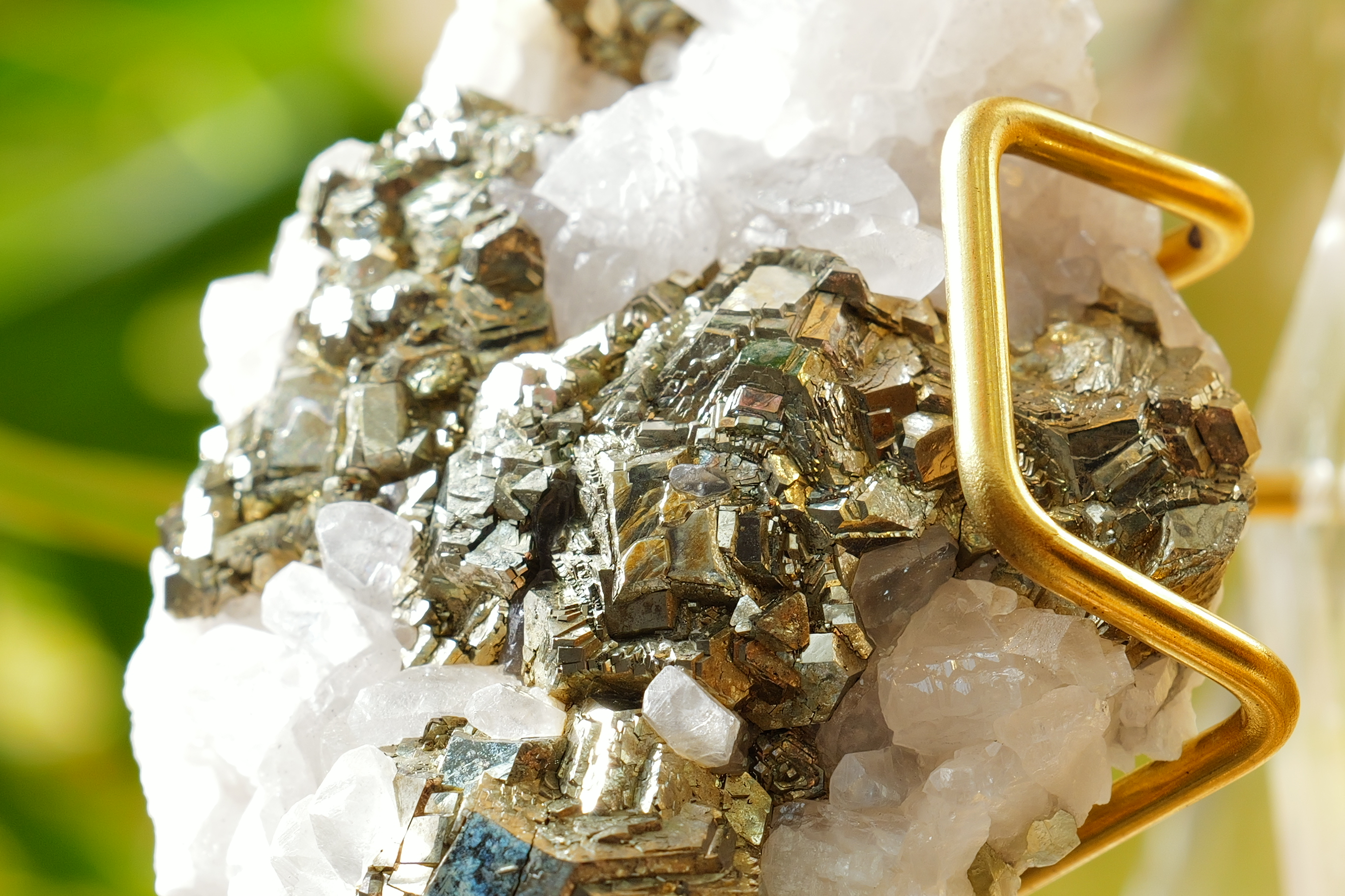   ༒8cm黃鐵礦共生方解石原礦擺件༒ PY.0386C3TG1JT-RB5*3mt