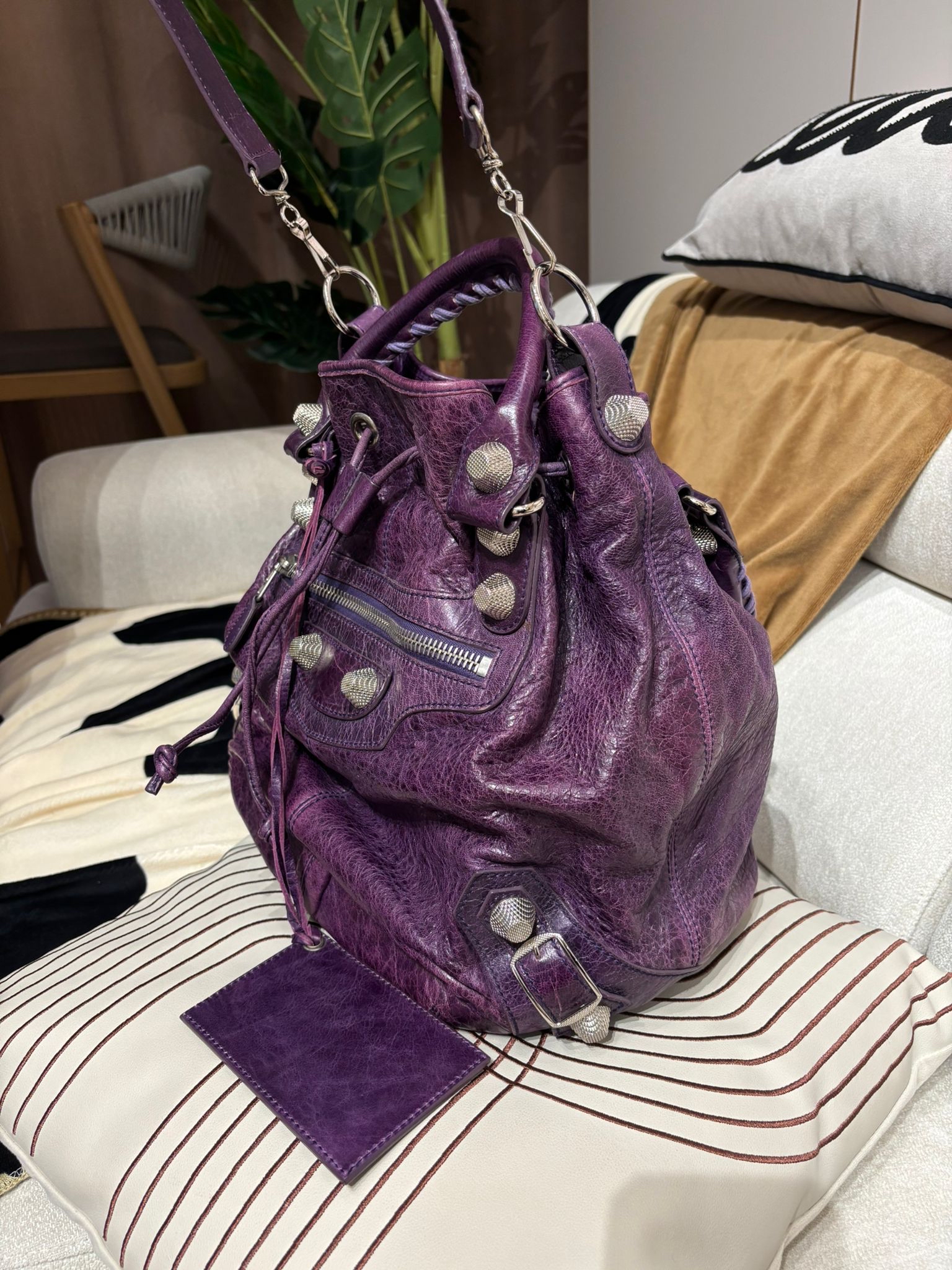 Balenciaga 2Way bag Calfskin purple 100%Authentic, 90%New ✅Dust bag