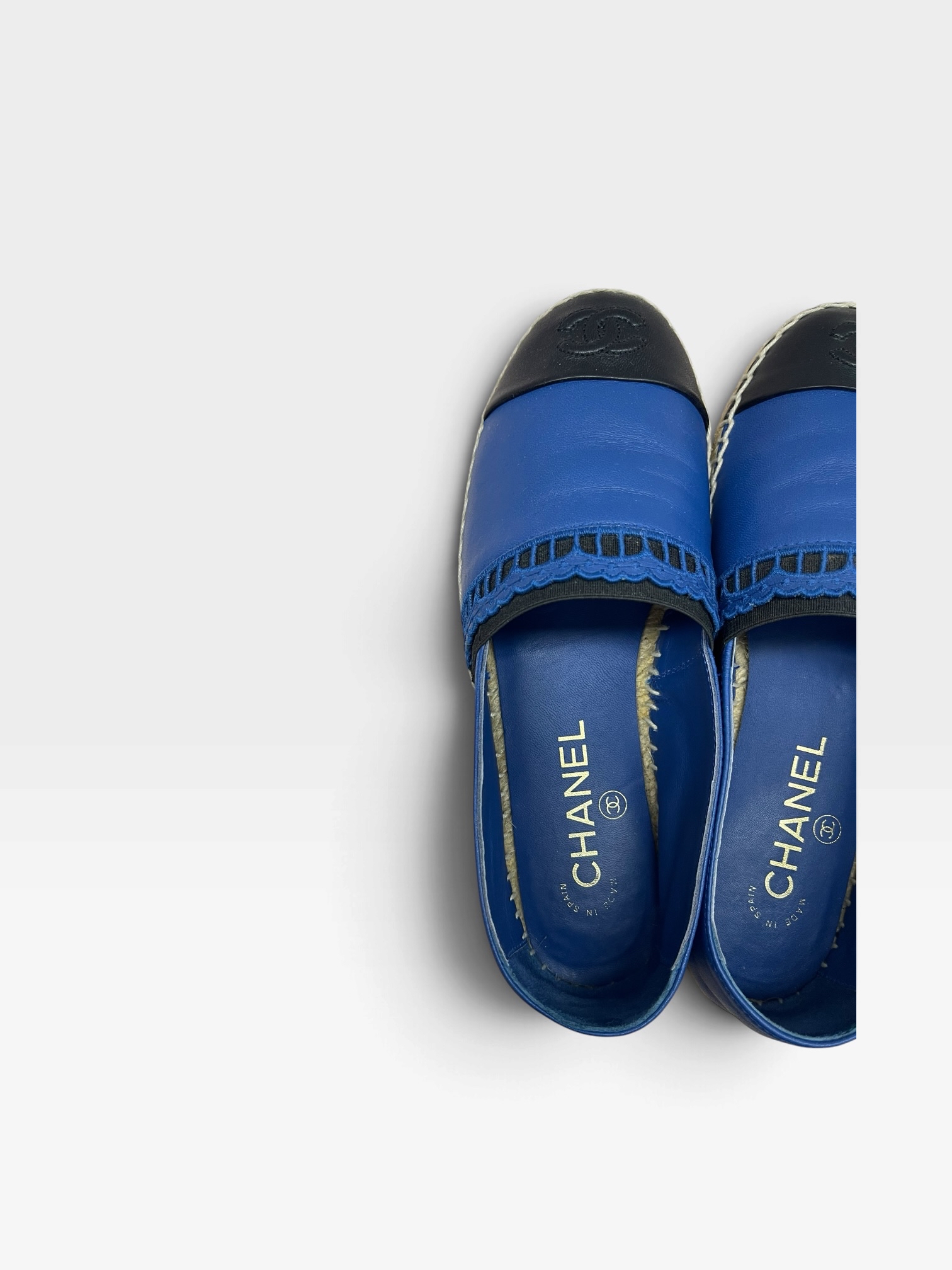 Pre-Owned Chanel Blue & Black Lambskin Espadrilles /Product Code: 102206
