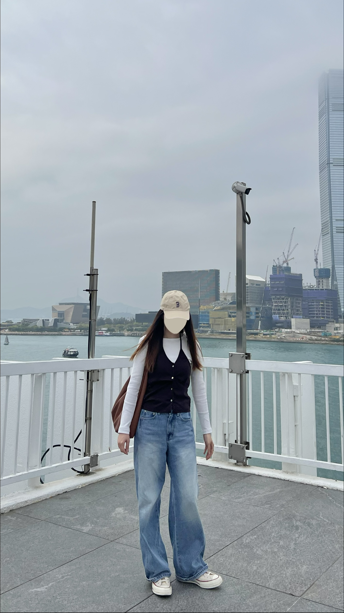 韓妹必備掛脖背心 