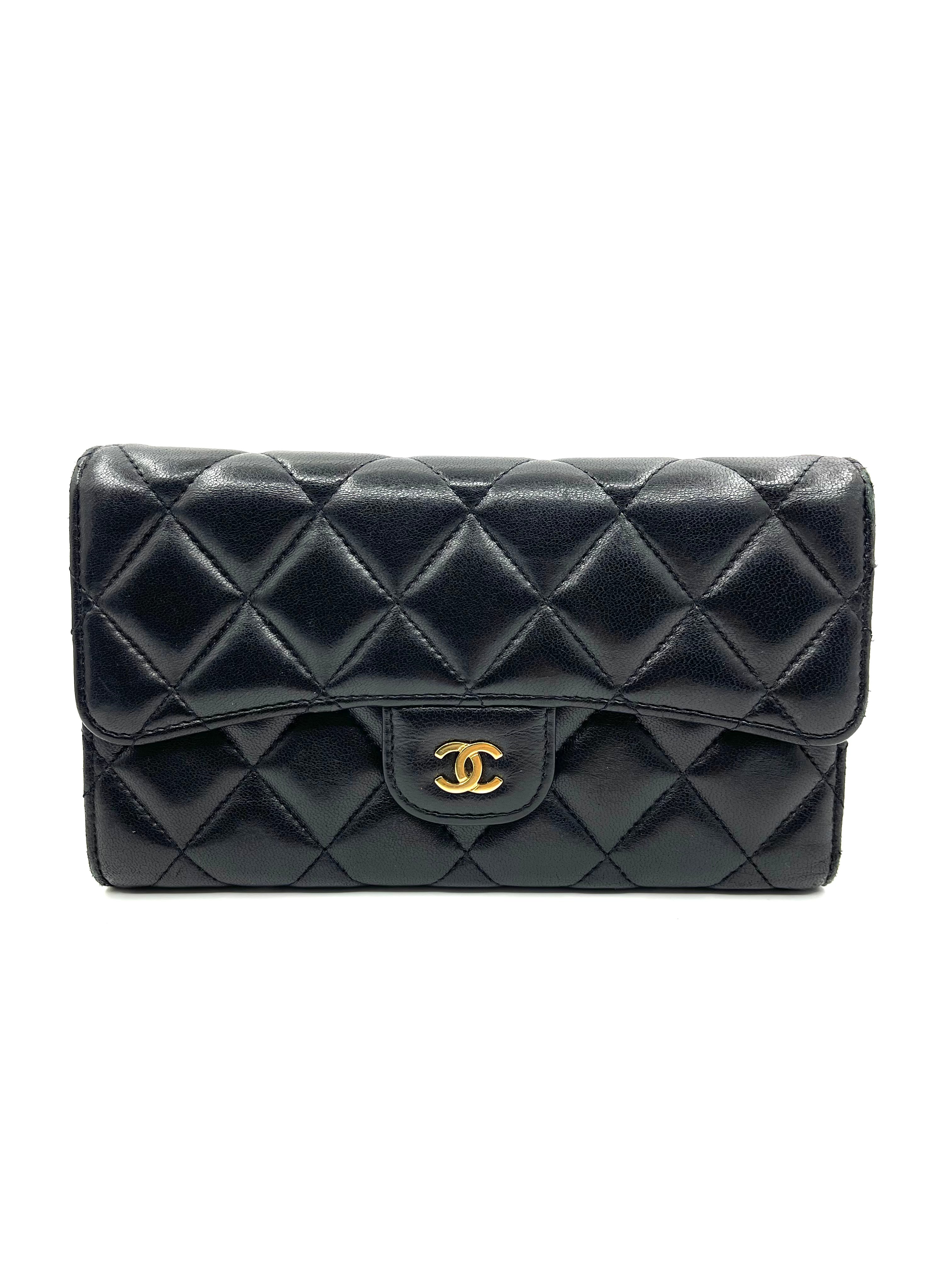 Pre-Owned CHANEL Classic Flap Wallet / Product Code: 249303