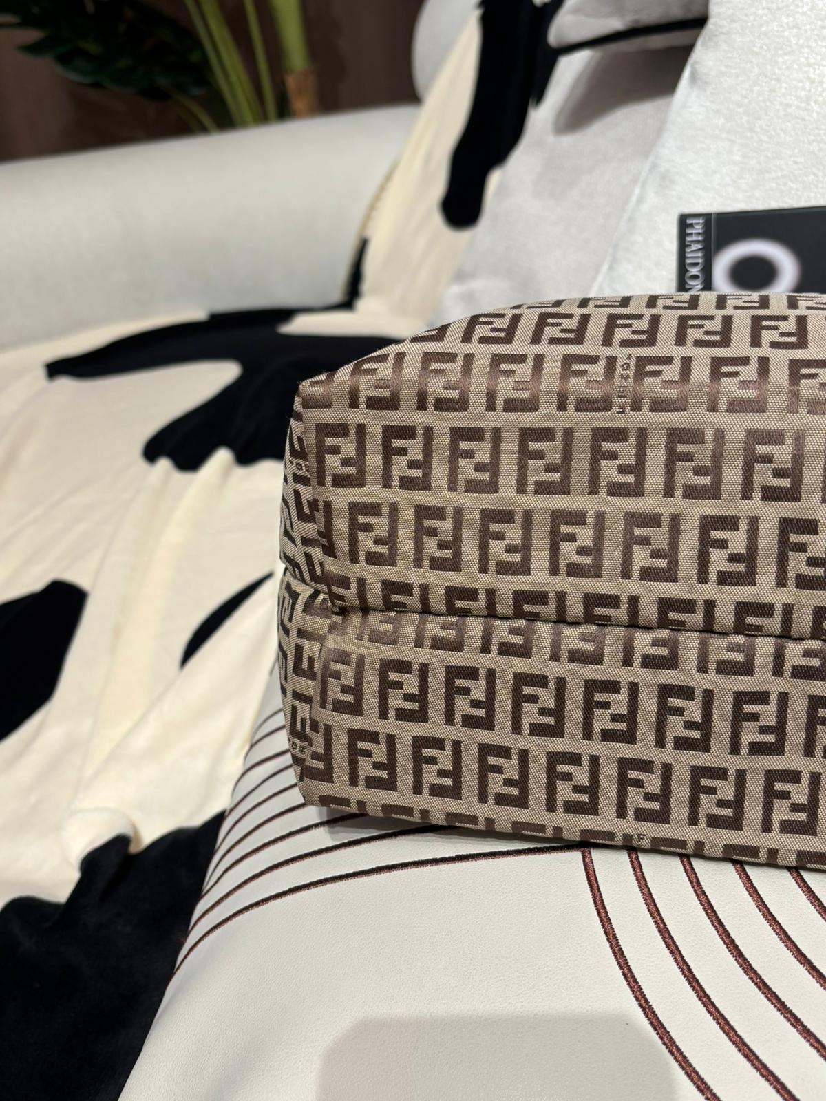 Fendi Tote Bag 100%Authentic ,90%new 