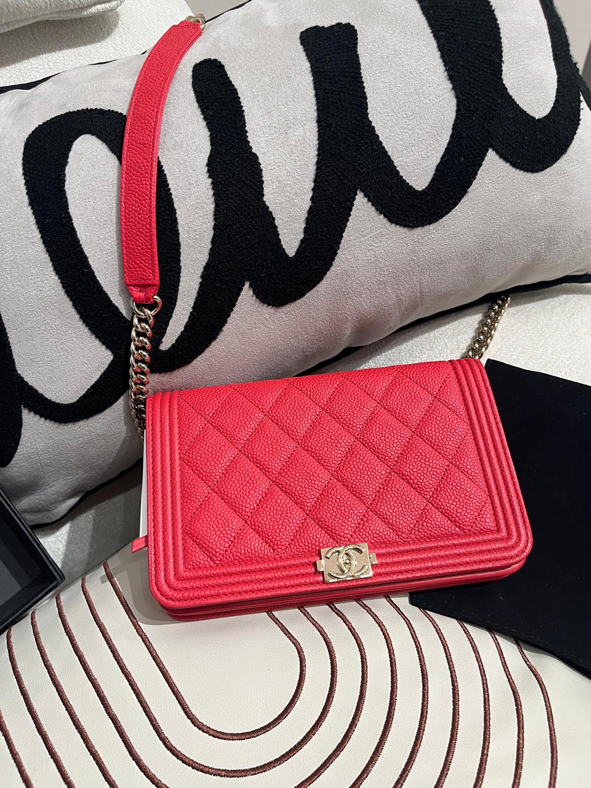 未使用品 Chanel wallet on chain 荔枝牛皮金鏈 100%Authentic ,unused ✅ 28貼 ✅dust bag✅box