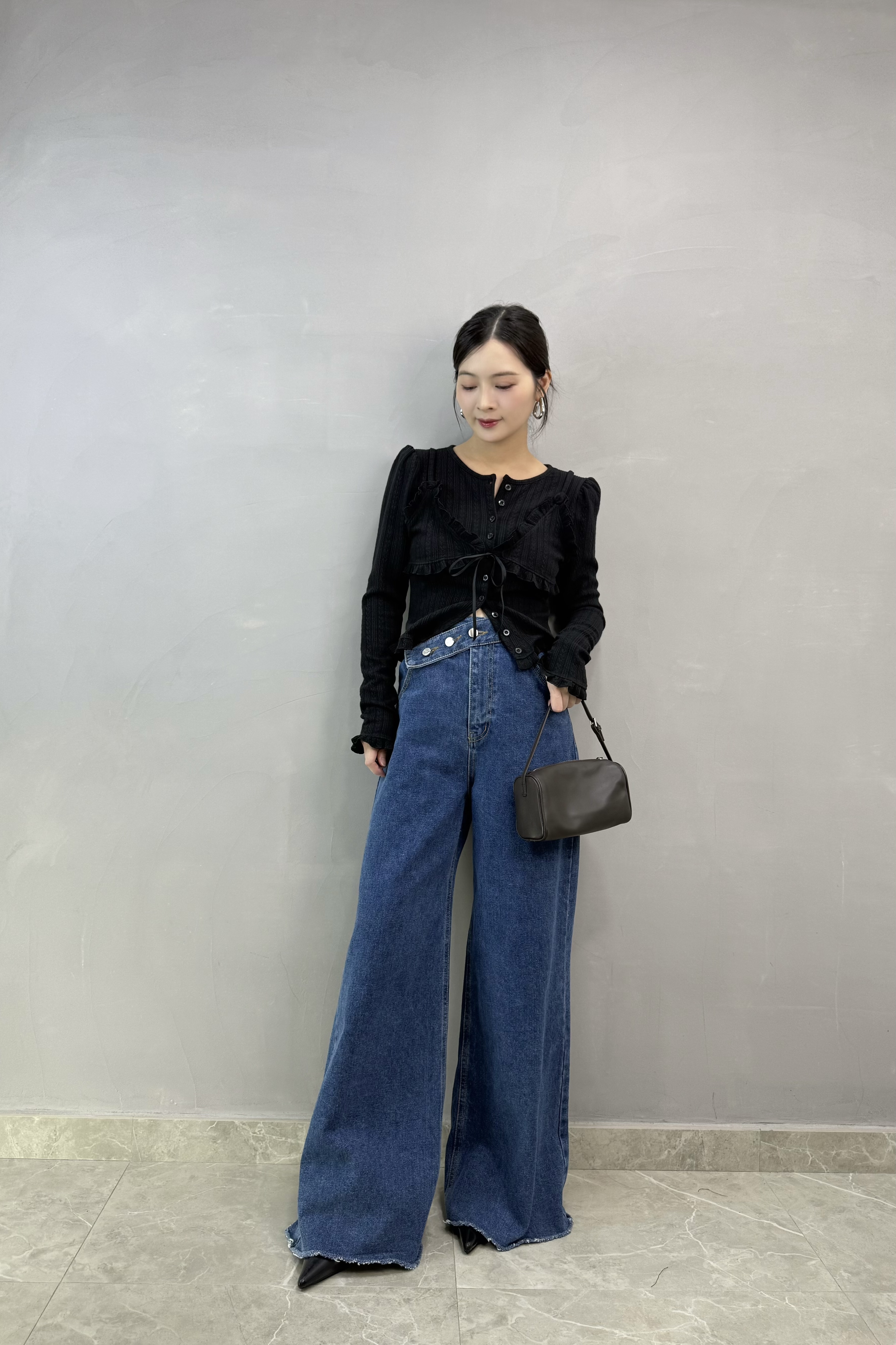 J07 女神ruffle Top