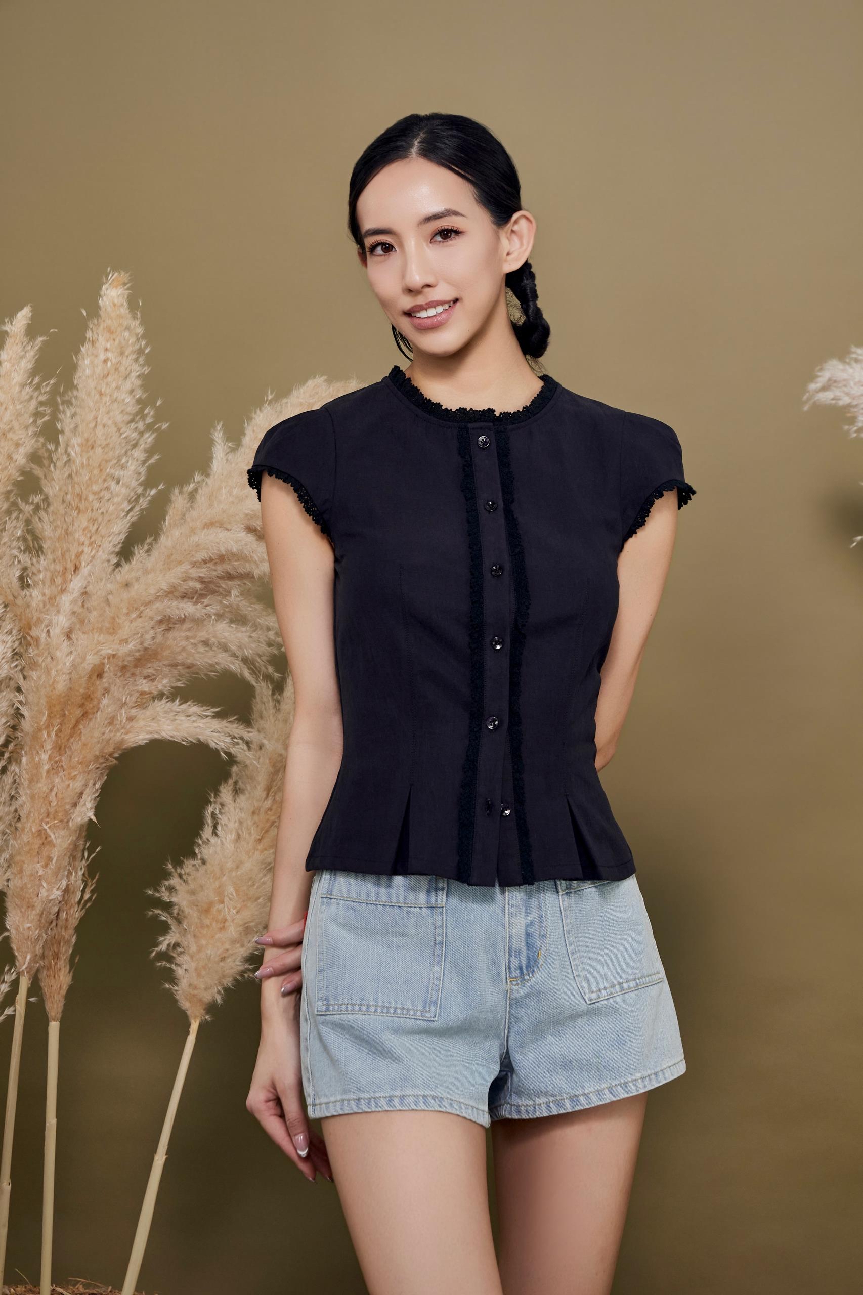 CB2770 Lace Trim Pleated Peplum Blouse