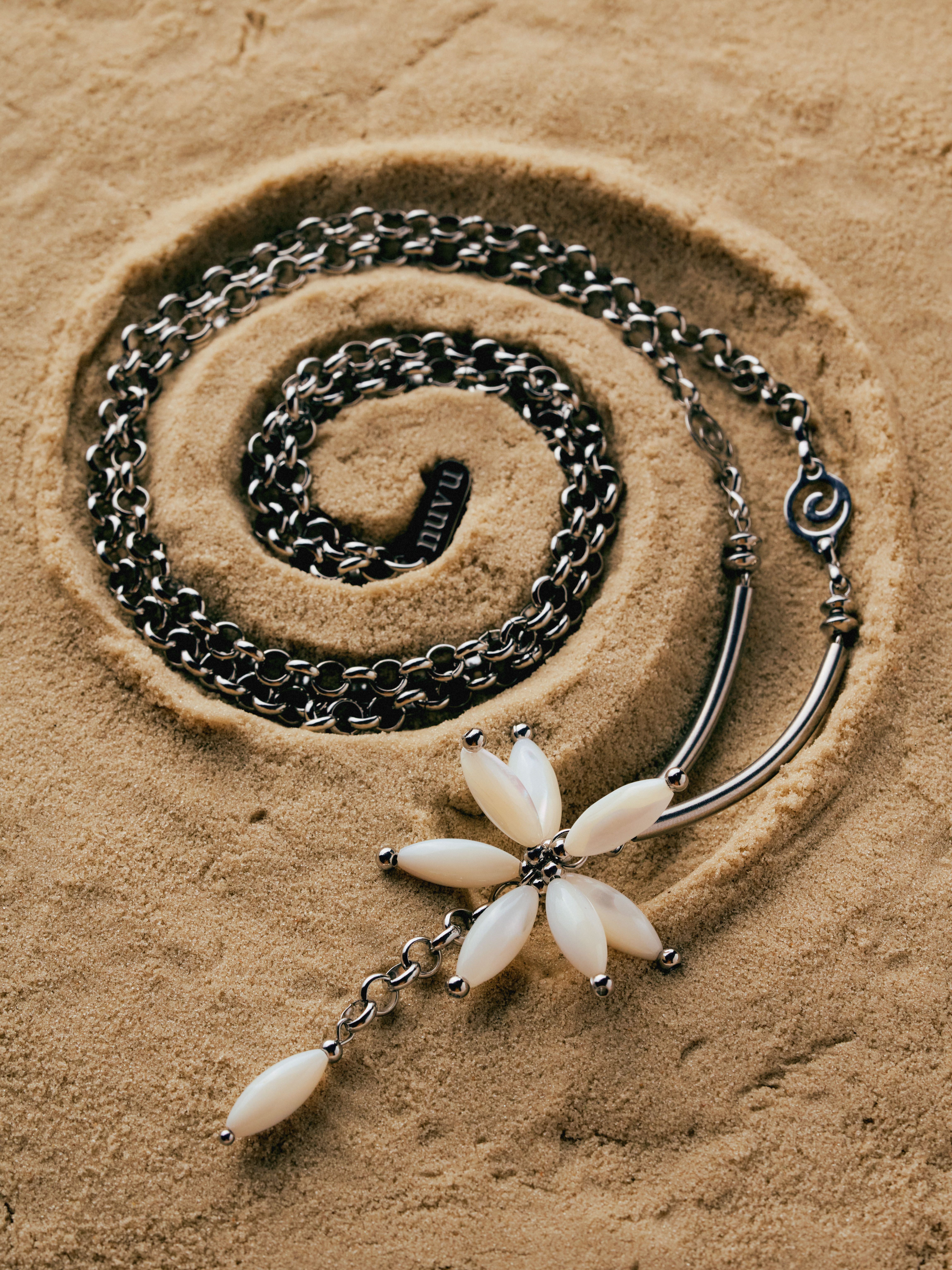 Shell Bloom Necklace