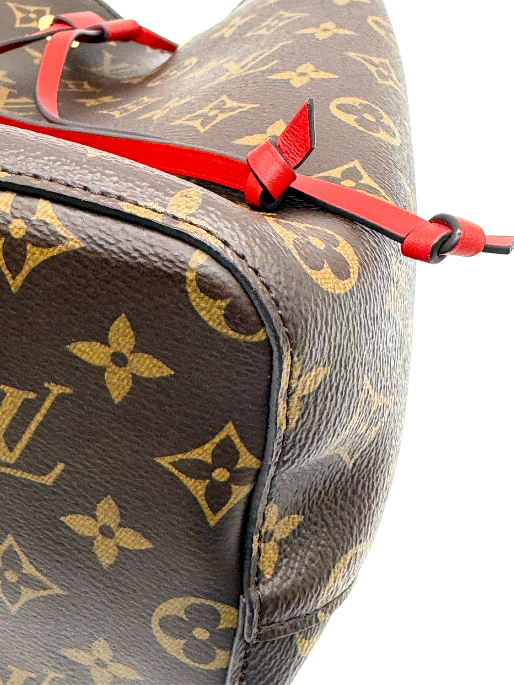 Pre-Owned LV NéoNoé MM / Product Code: 26053007