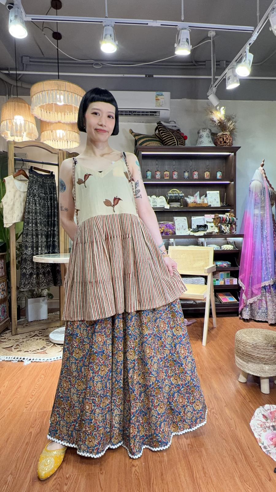 2921 Mud V Neck With Stripe Top / Short OP 31"