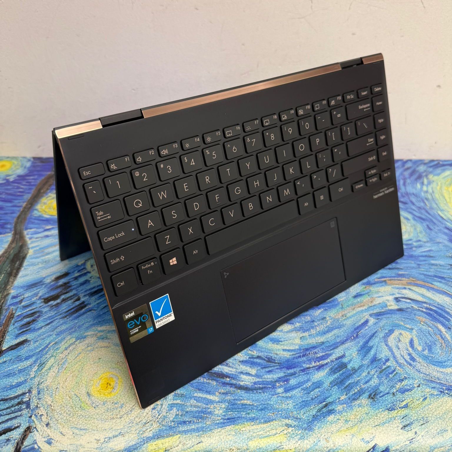 (4K 360度Touch Mon 超輕薄華碩🔥) Asus Zenbook 13.3寸 Intel i7-1165G7/16GB Ram/512GB/Pantone認證/Laptop / Notebook / Tablet  / 平板 / Ultrabook / PC / Netflix / YouTube / Movie / Windows / Office