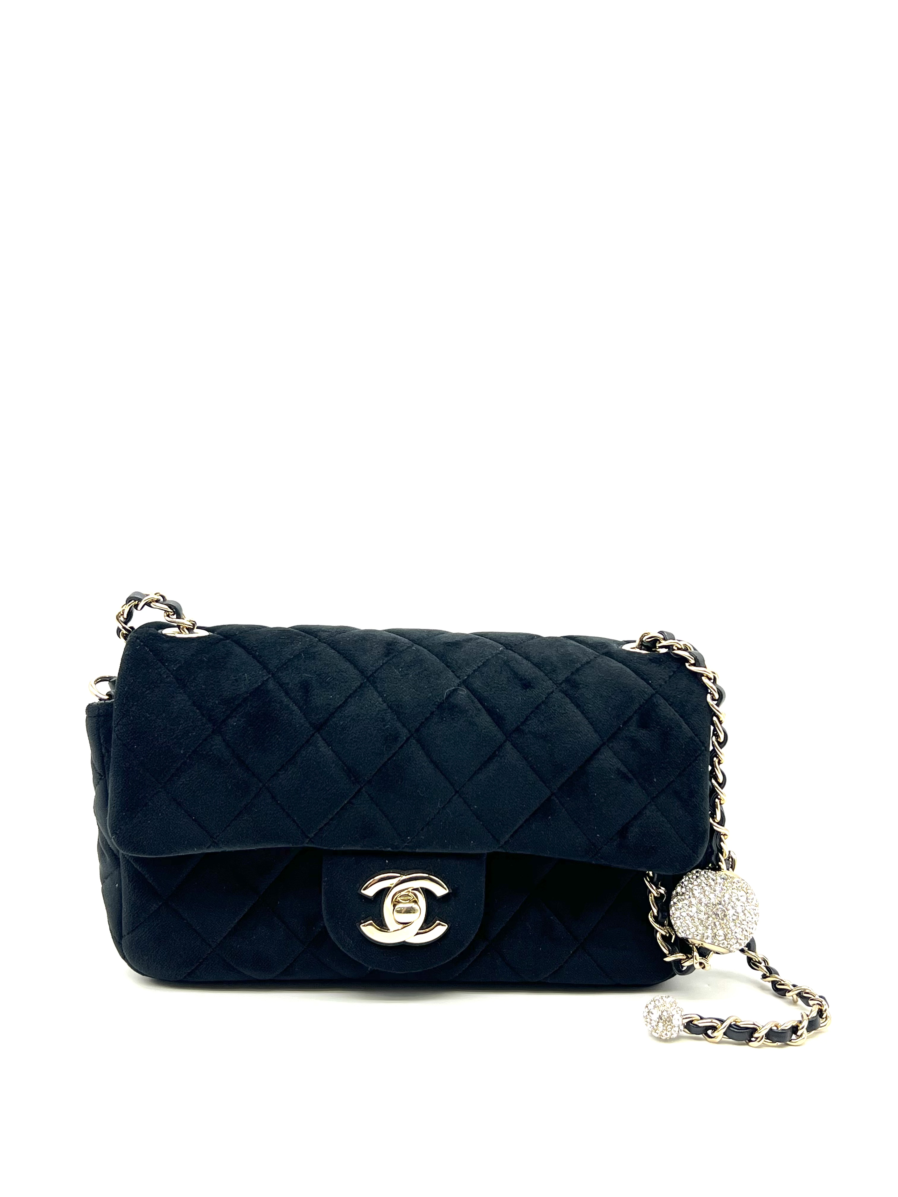 Pre-Owned CHANEL Pearl Crush / Product Code: 26050707