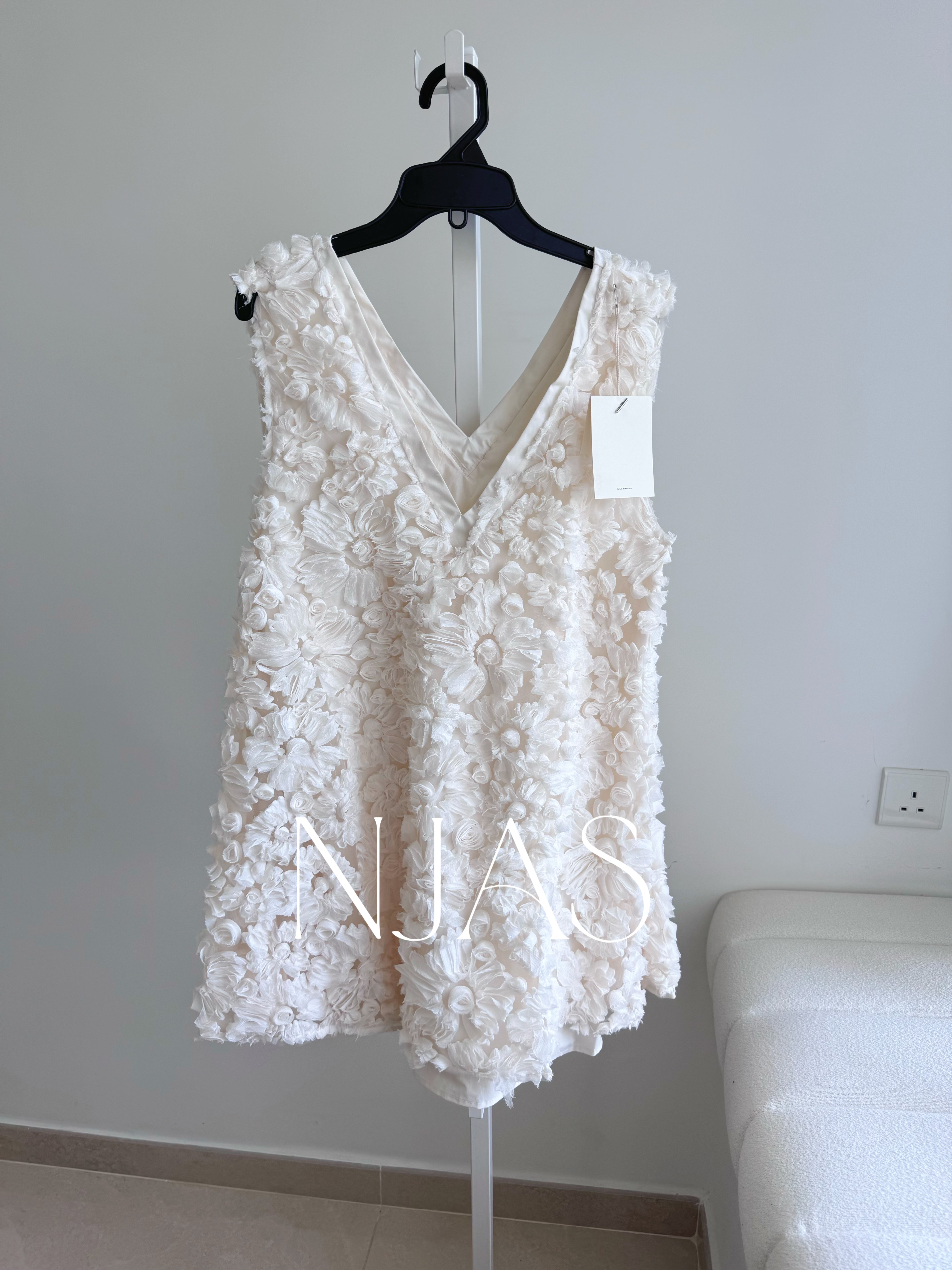 Elegant flower v-neck dress/top