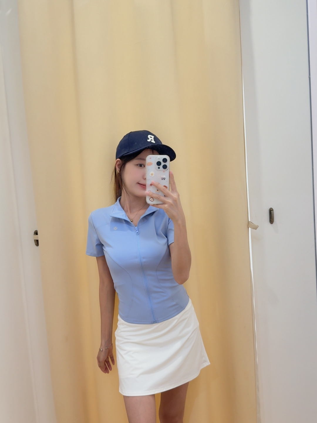 Lululemon运动风拉链修身短袖上衣 R3010