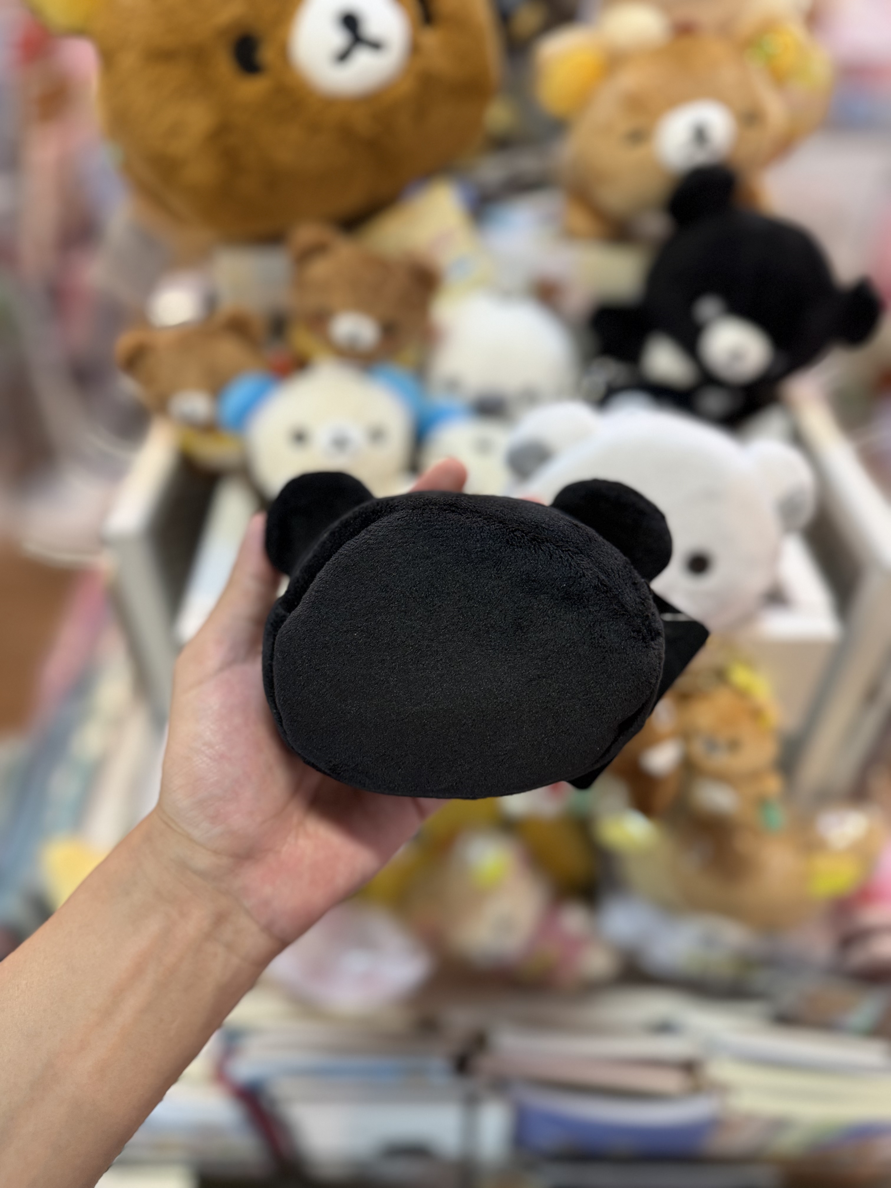 《現貨》全新Rilakkuma 黑白系列 毛毛頭型小物袋