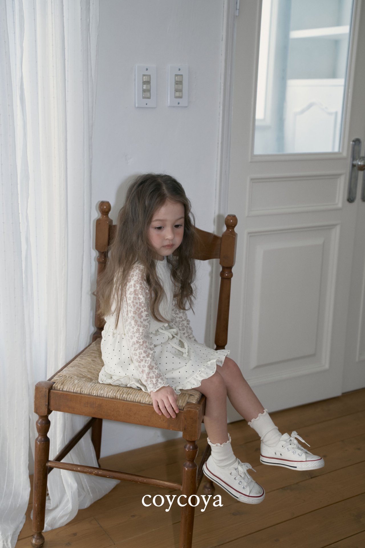 🌸預訂 韓國直送🌸🇰🇷COYCOYA兩色花卉薄紗袖長袖上衣