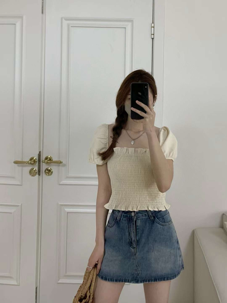 Ruffled Puff Sleeves Top 法式泡泡袖褶皱小上衣 ( 2 colour )