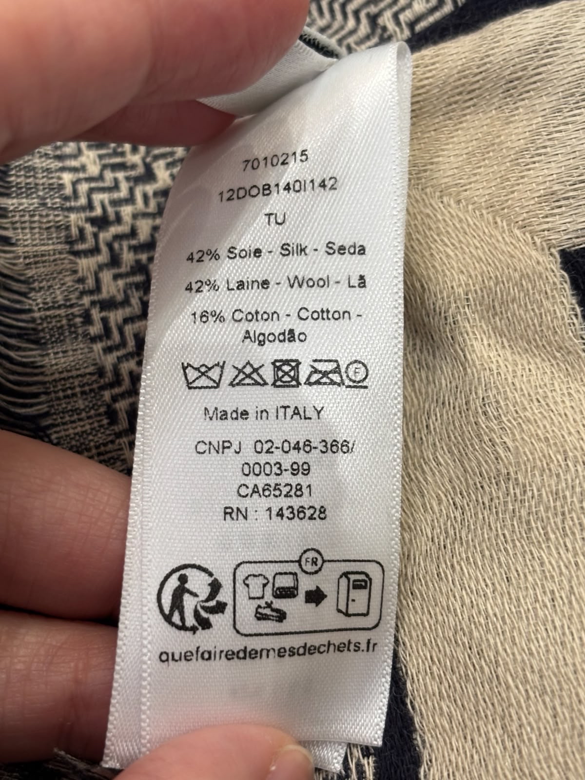 Dior Scarf 100%Authentic, 99%New