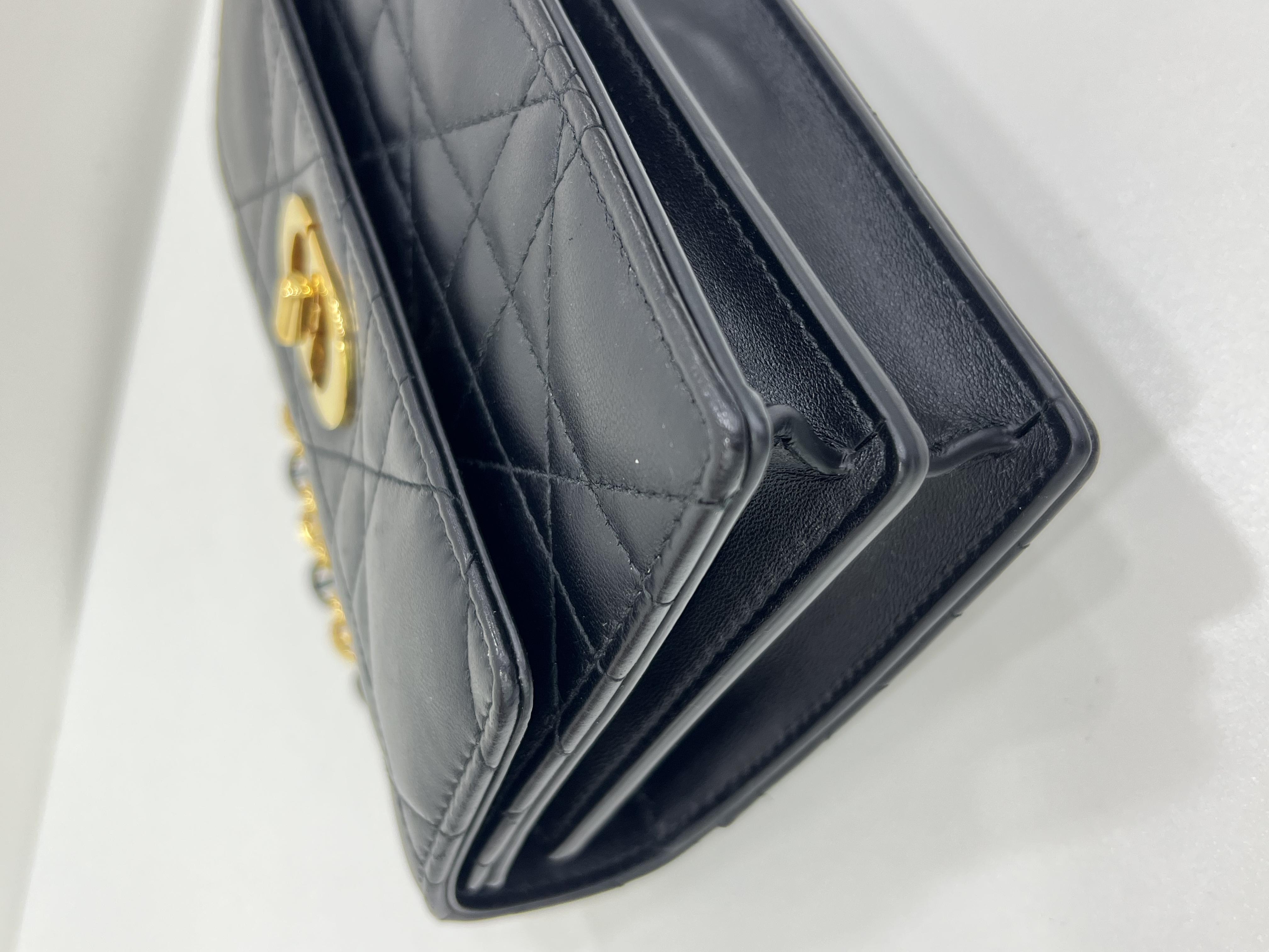 直播貨品 |  [1個-$100 2個-$300］E31
