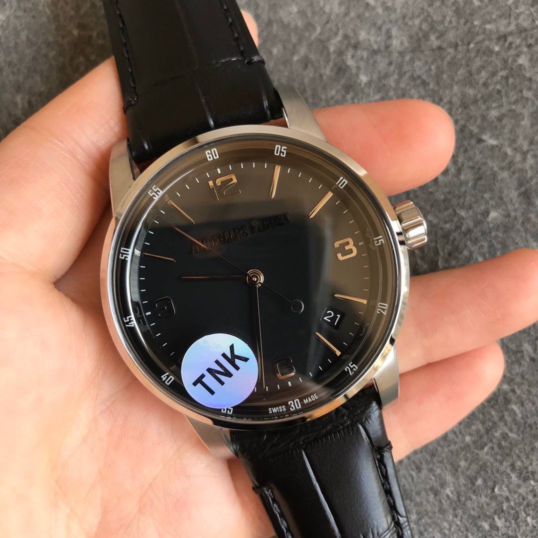 爱彼 CODE 11.59 系列自动上链腕表